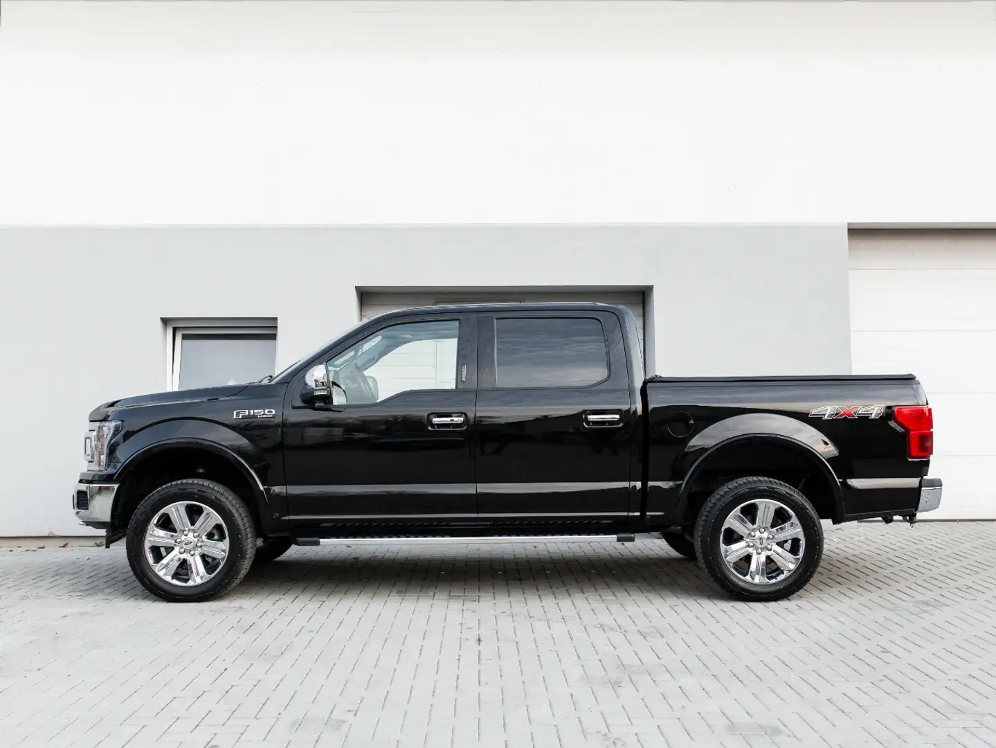 Ford F 150 5.0l V8 Lariat 4x4 Negru - 2