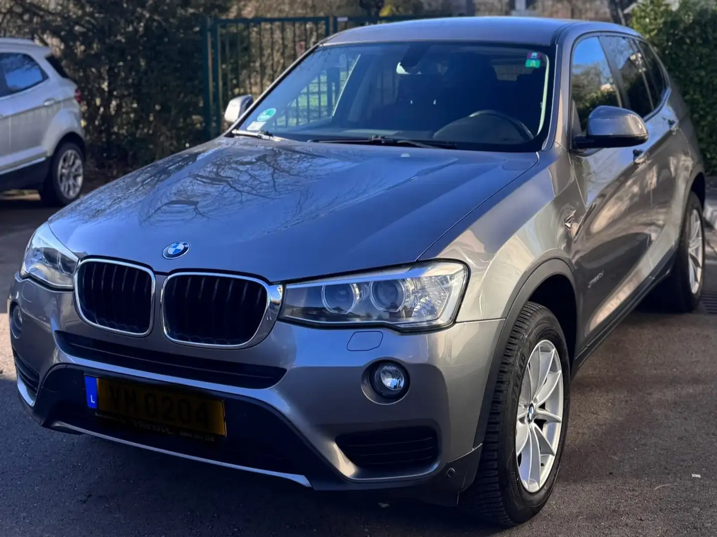 BMW X3 X3 xDrive20d Aut. Gris - 1