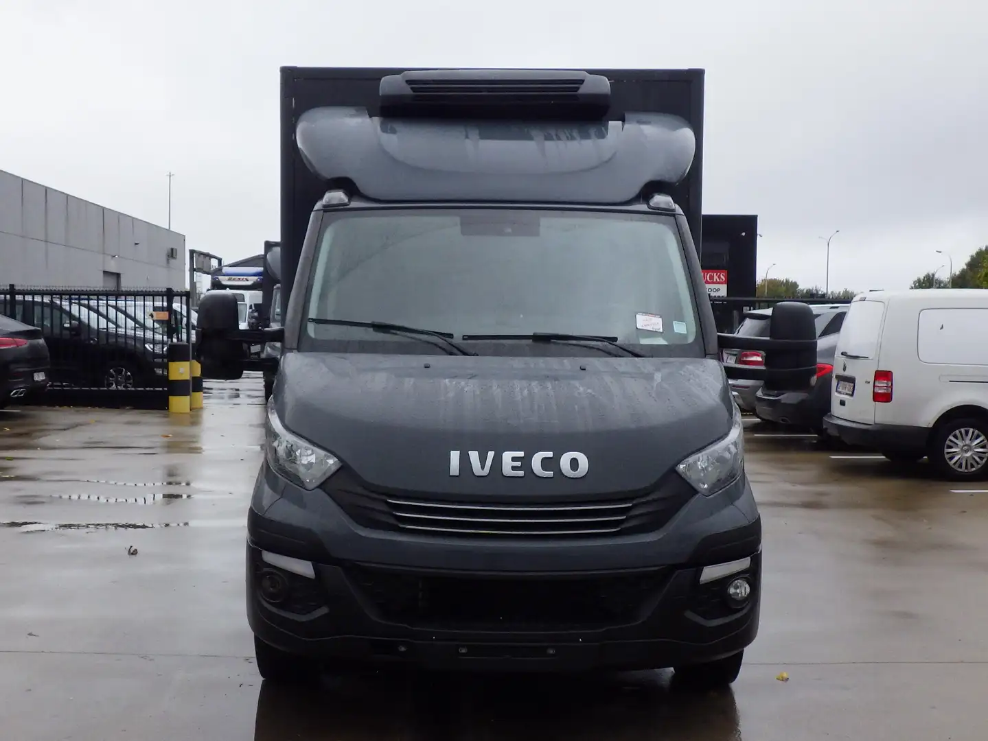 Iveco Daily 35 140 (34928) Gris - 2