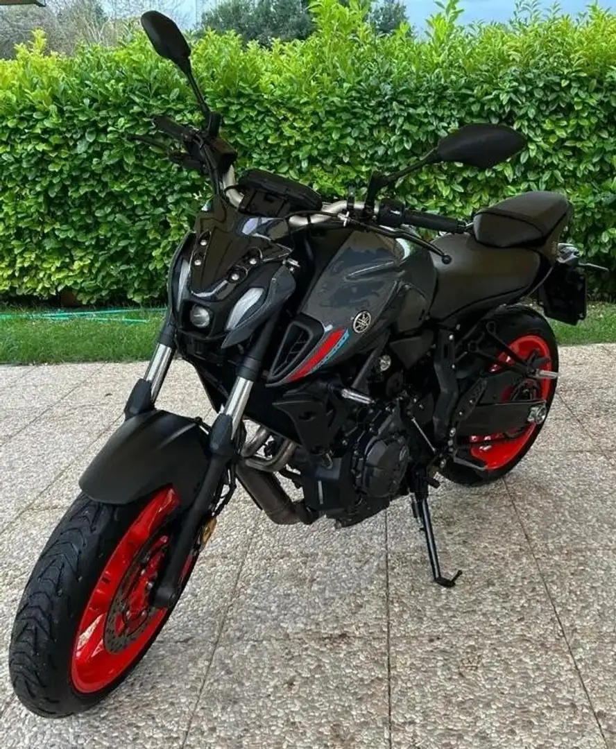 Yamaha MT-07 Grigio - 2