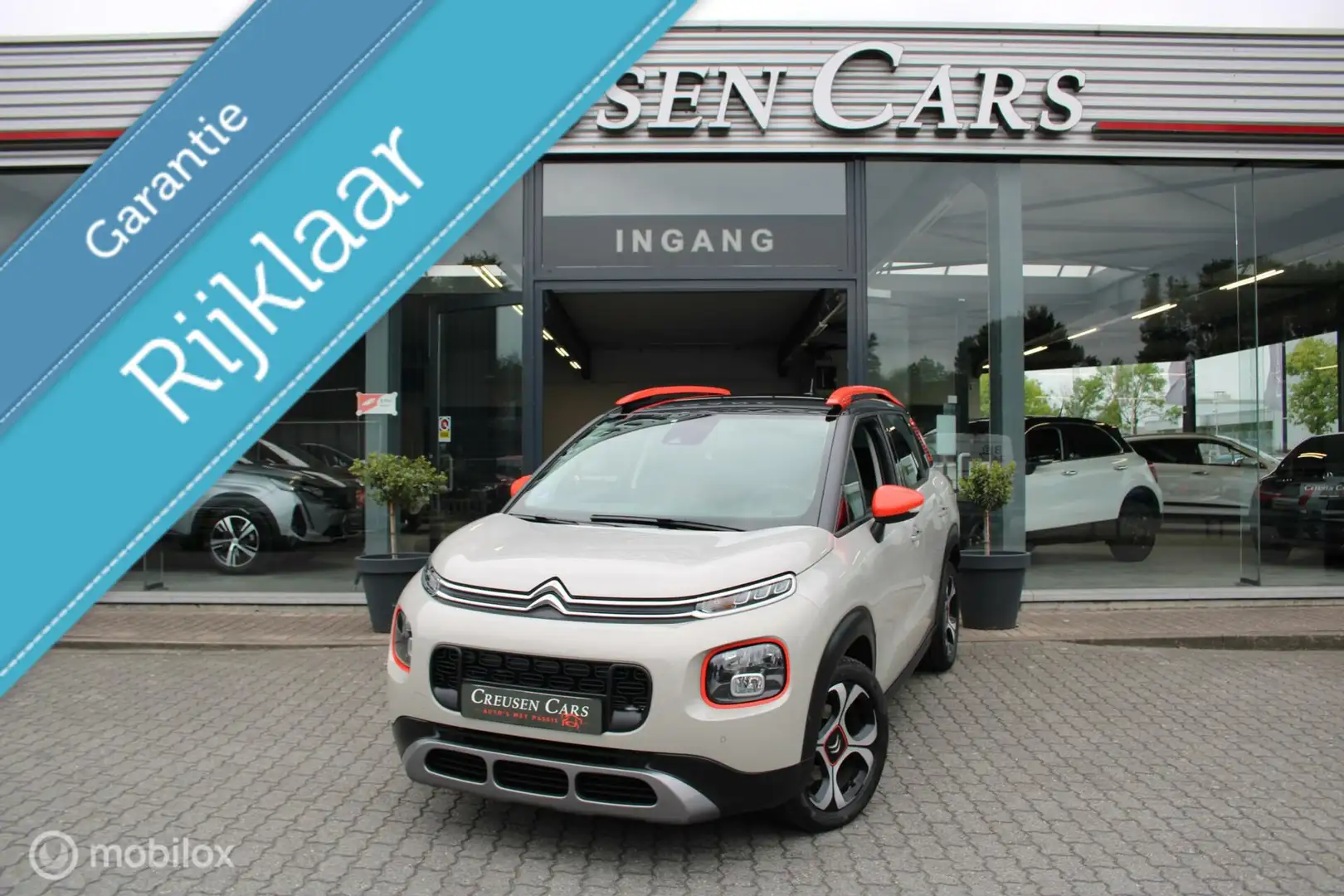 Citroen C3 Aircross 1.2 PureTech S&S Shine/Navi/Tel/Pdc/Cam/ Grijs - 1