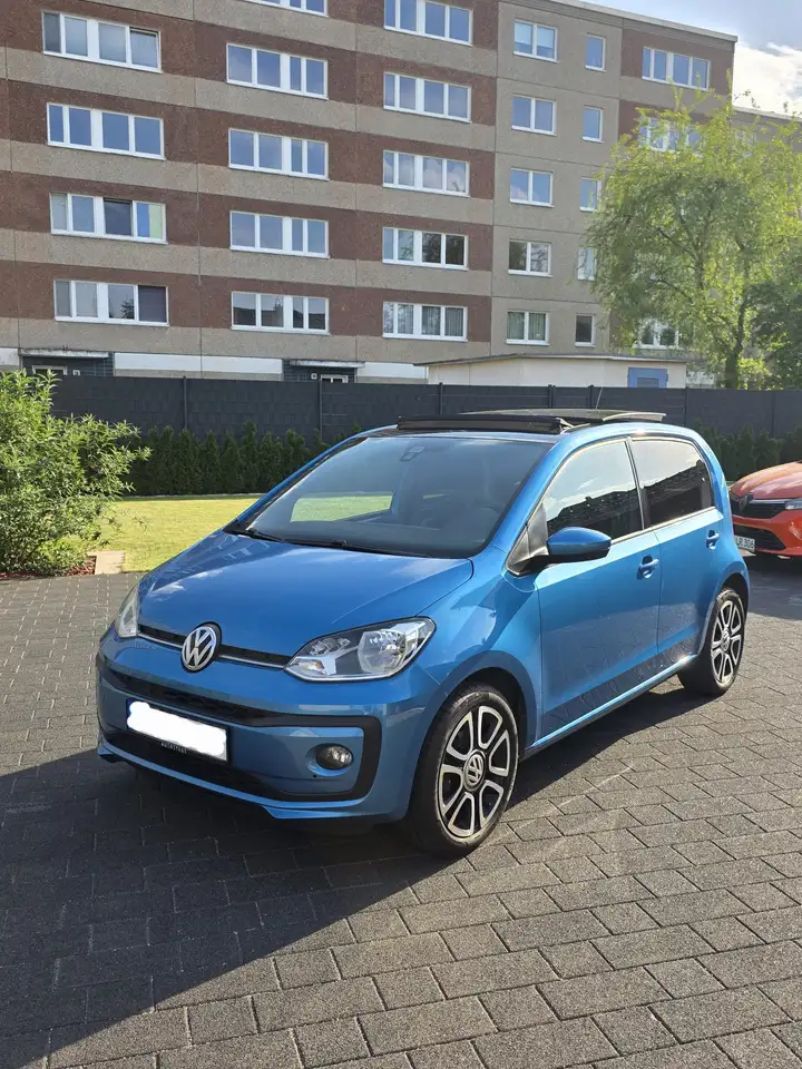 Volkswagen up!
