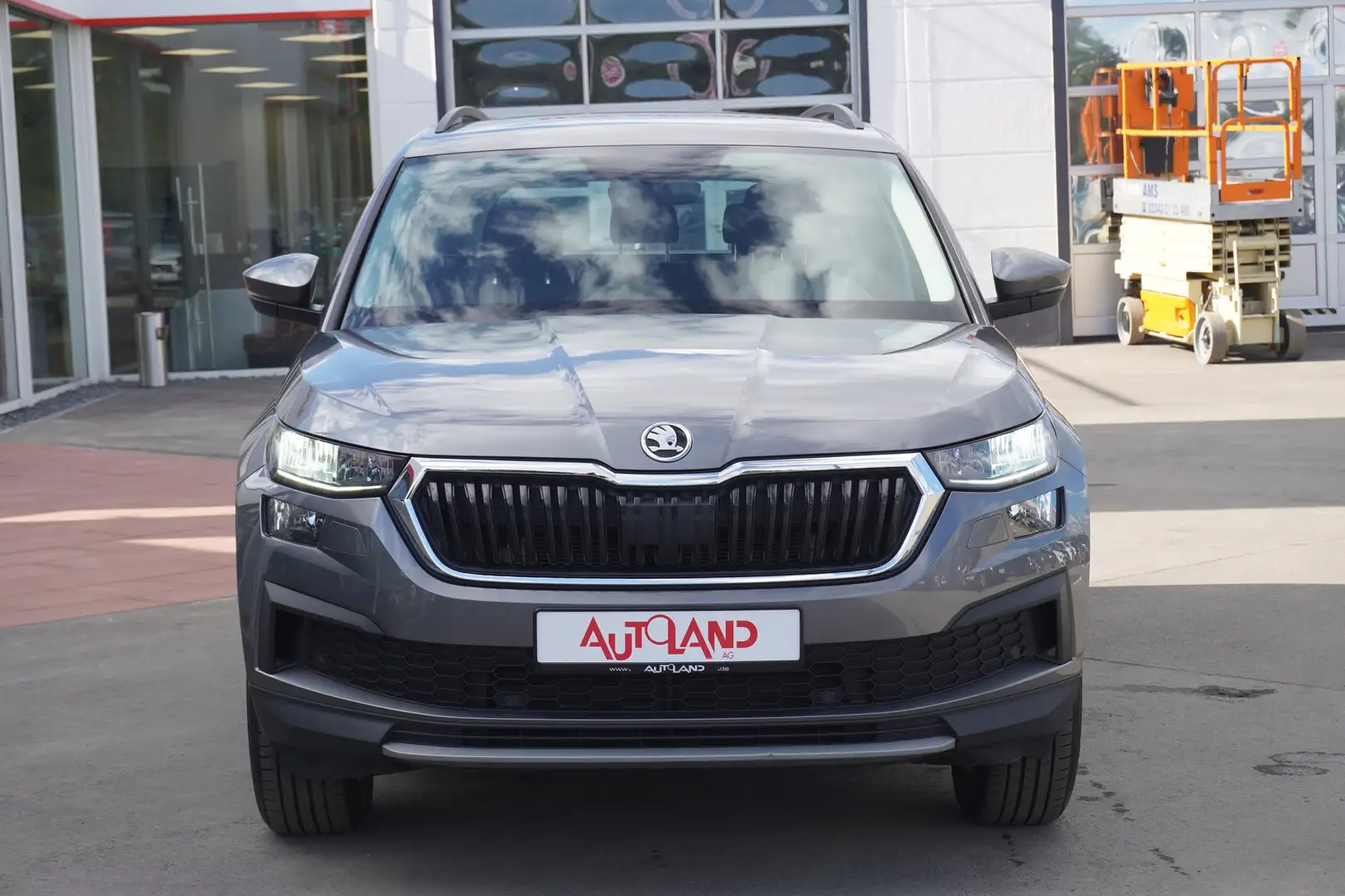 Skoda Kodiaq 1.5 TSI DSG LED Tempomat Sitzheizung Grigio - 2