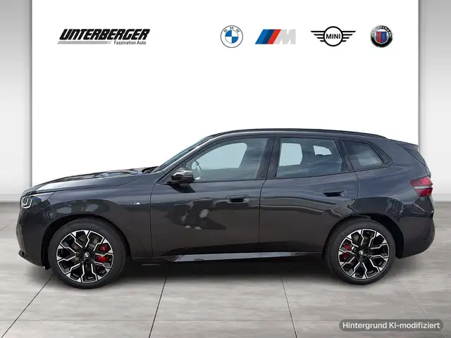BMW X3 view 3