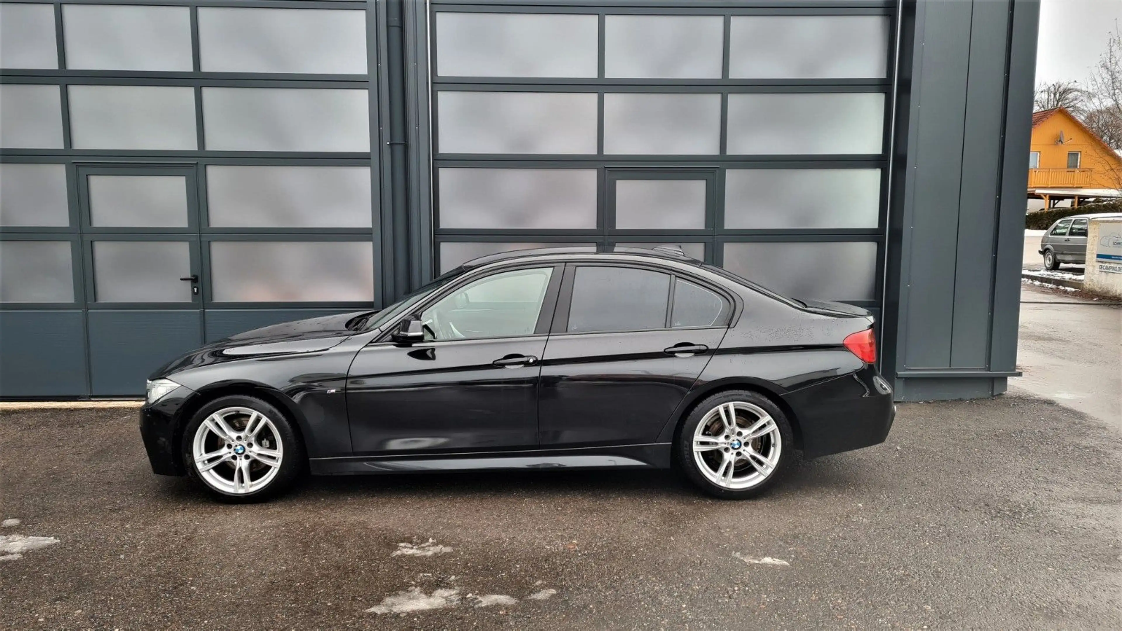 BMW 325 Baureihe 3 Lim. 325d Bi-Xenon M-Paket Sport — photo 4