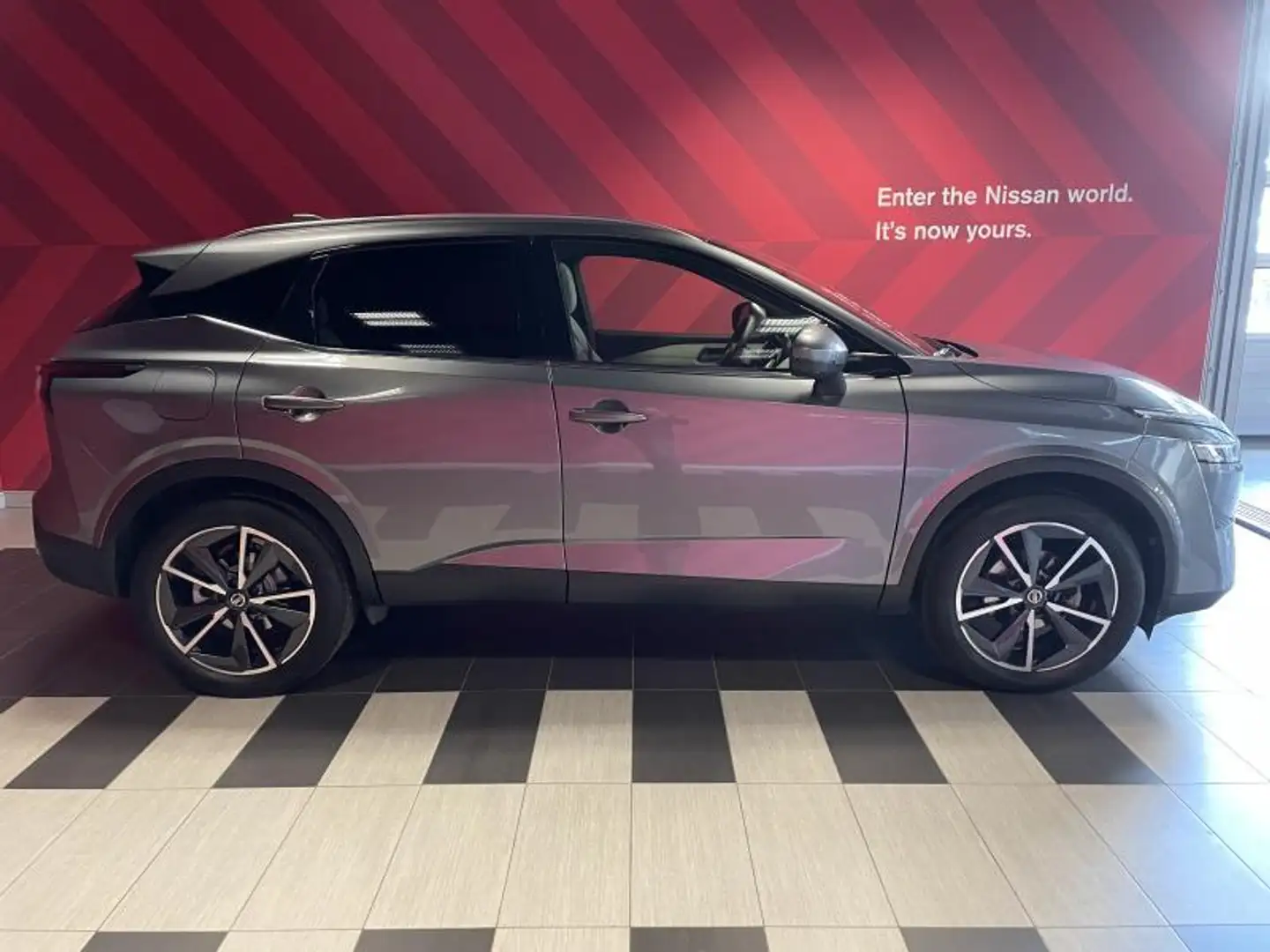 Nissan Qashqai Tekna Grijs - 2