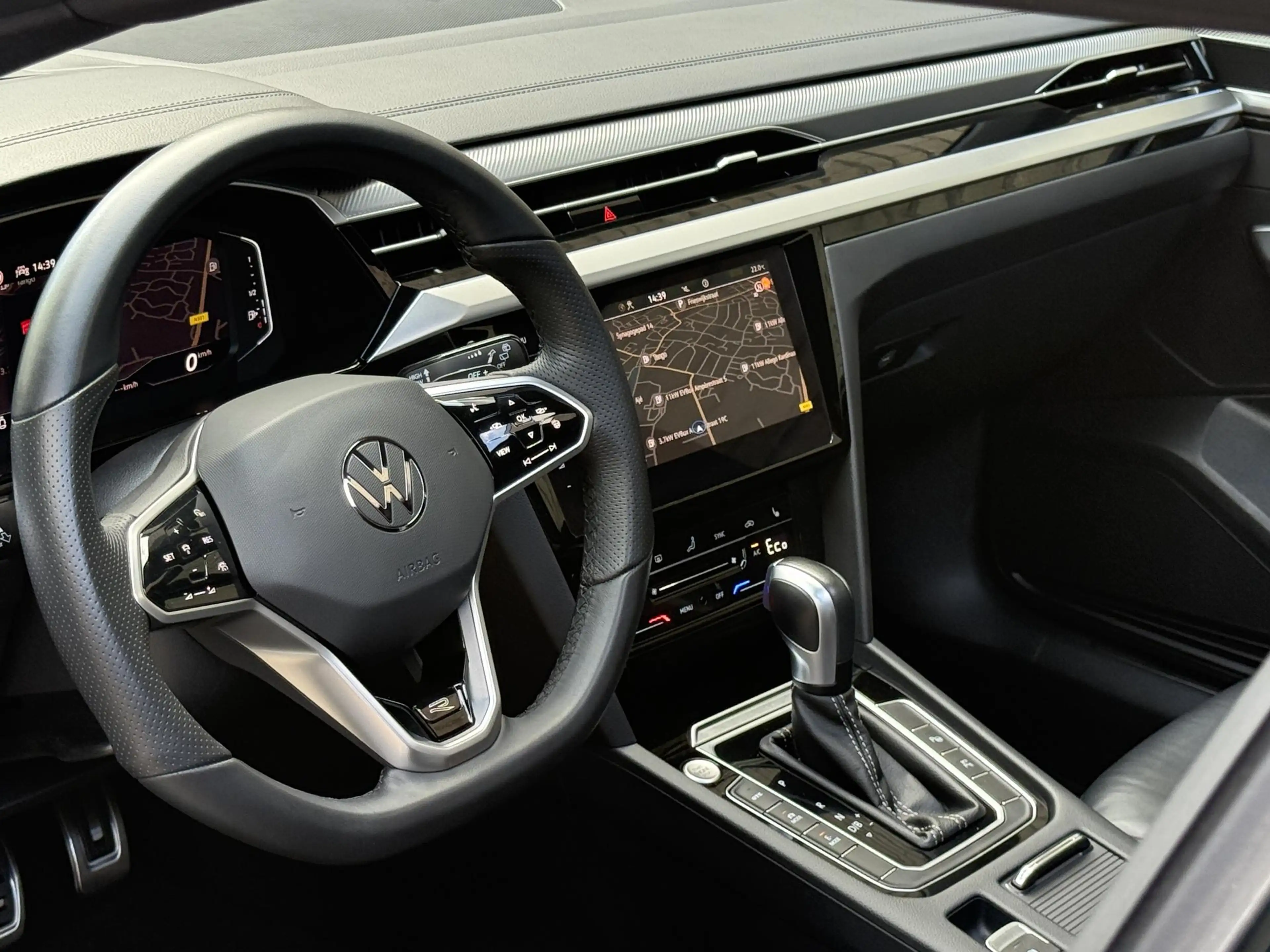 Volkswagen Arteon Shooting Brake 1.4 TSI eHybrid R-Line | Panoramada — photo 36