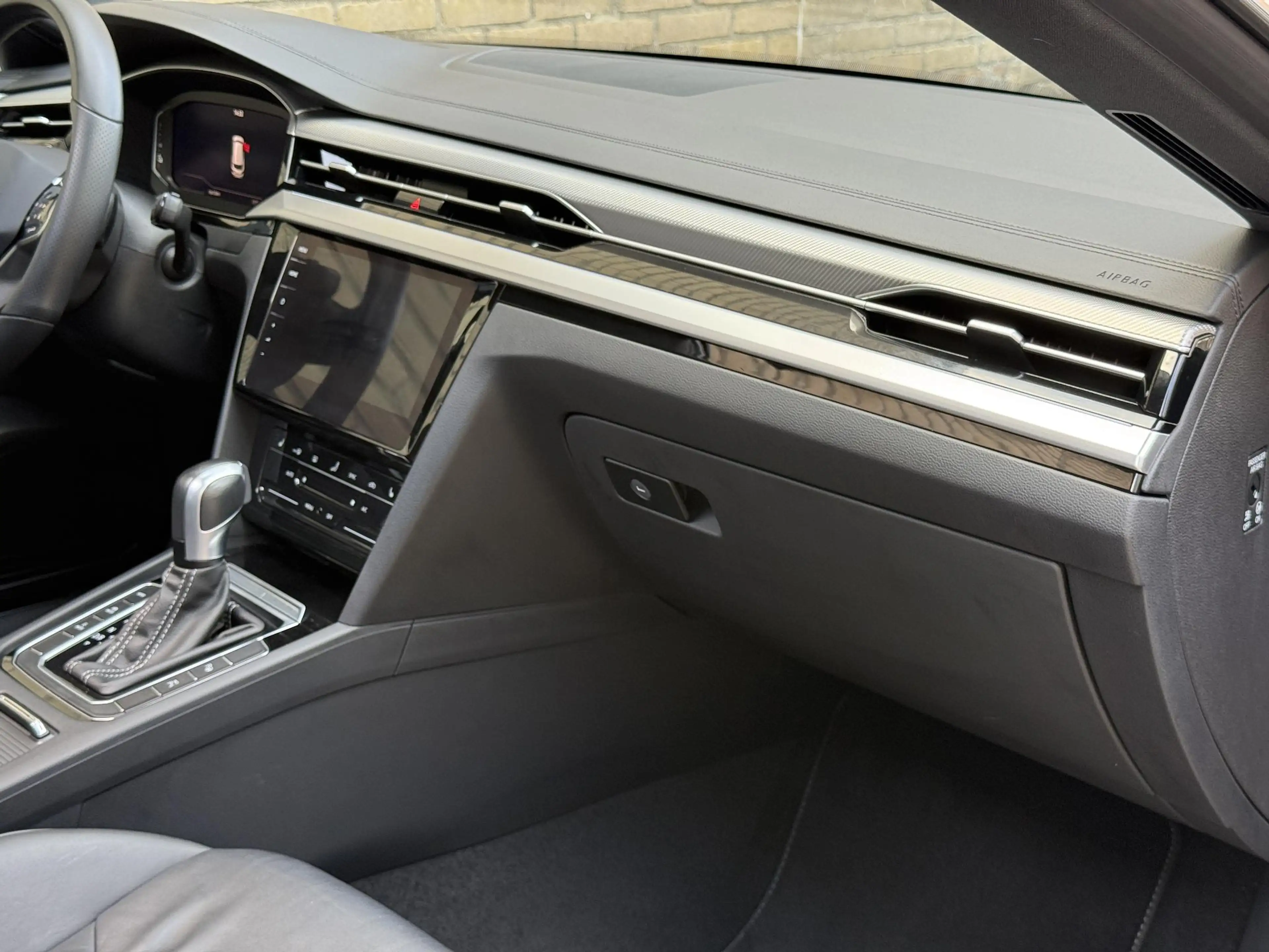 Volkswagen Arteon Shooting Brake 1.4 TSI eHybrid R-Line | Panoramada — photo 46