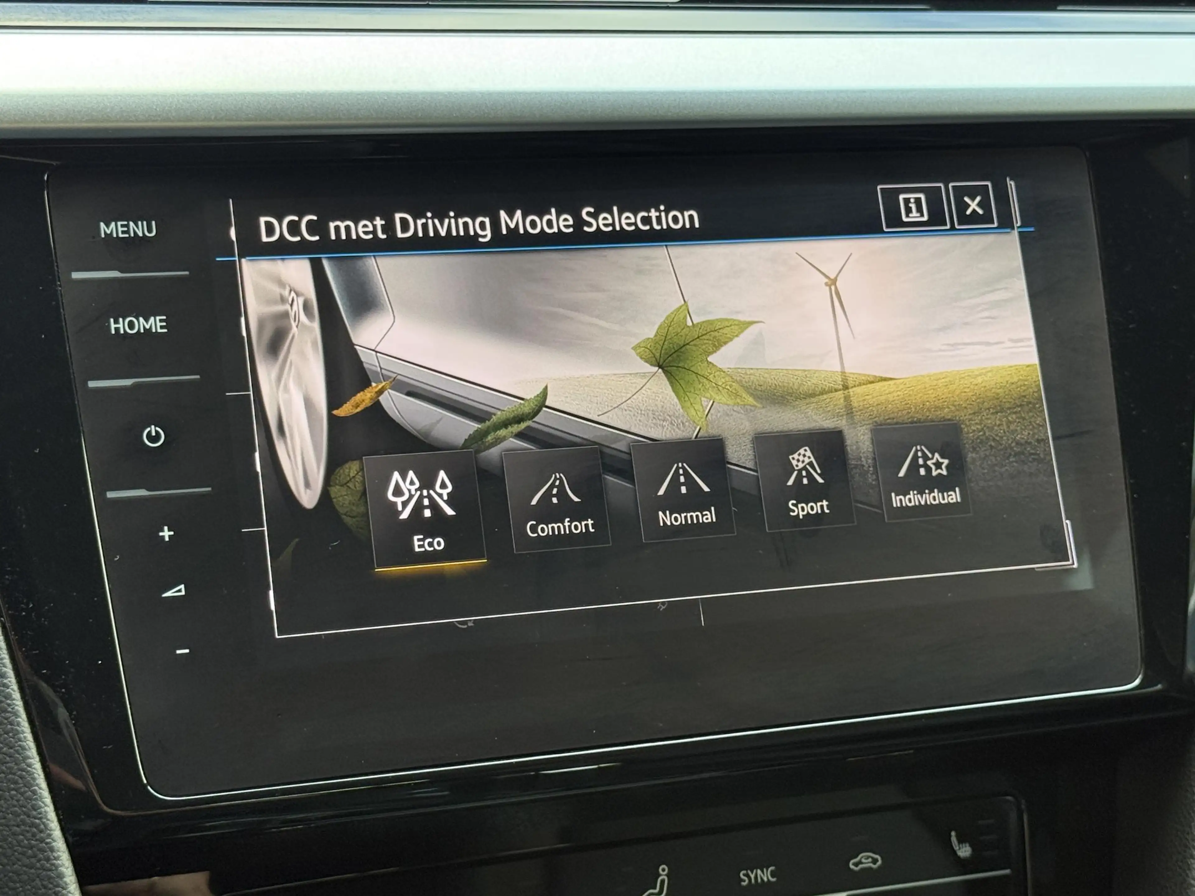 Volkswagen Arteon Shooting Brake 1.4 TSI eHybrid R-Line | Panoramada — photo 17