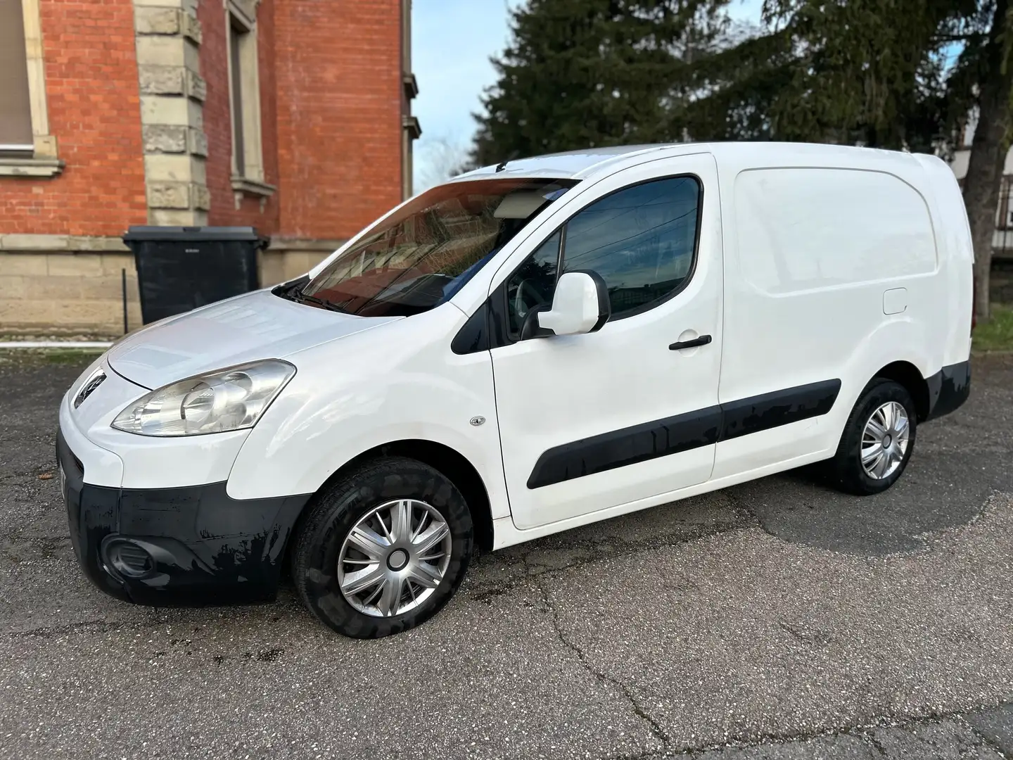 Peugeot Partner CA 121 L2 1.6 HDI 90 Blanc - 1