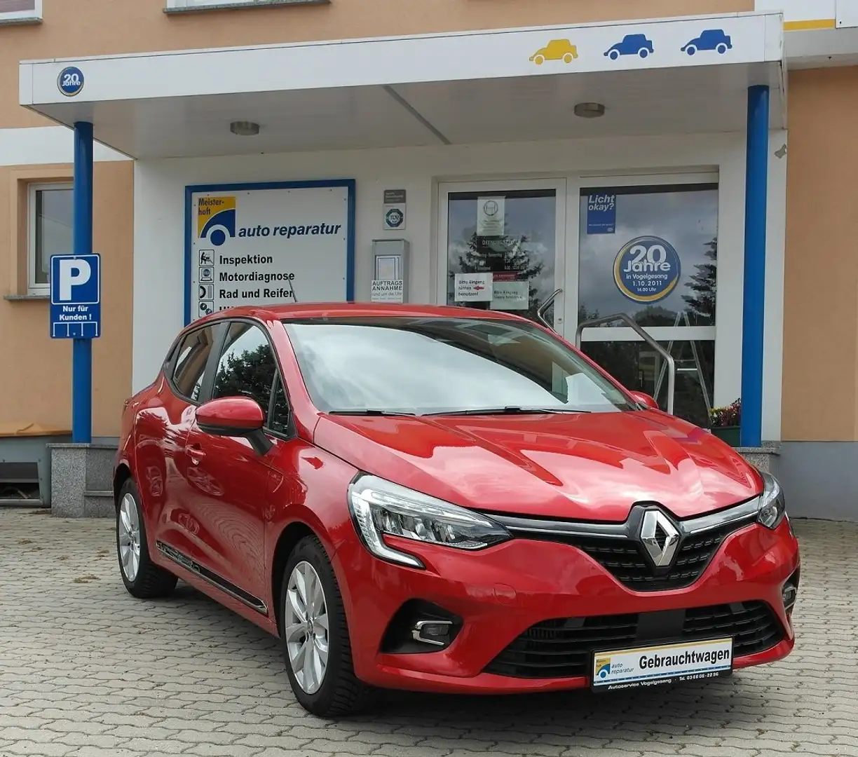 Renault Clio Experience, Navi, LED Rot - 1