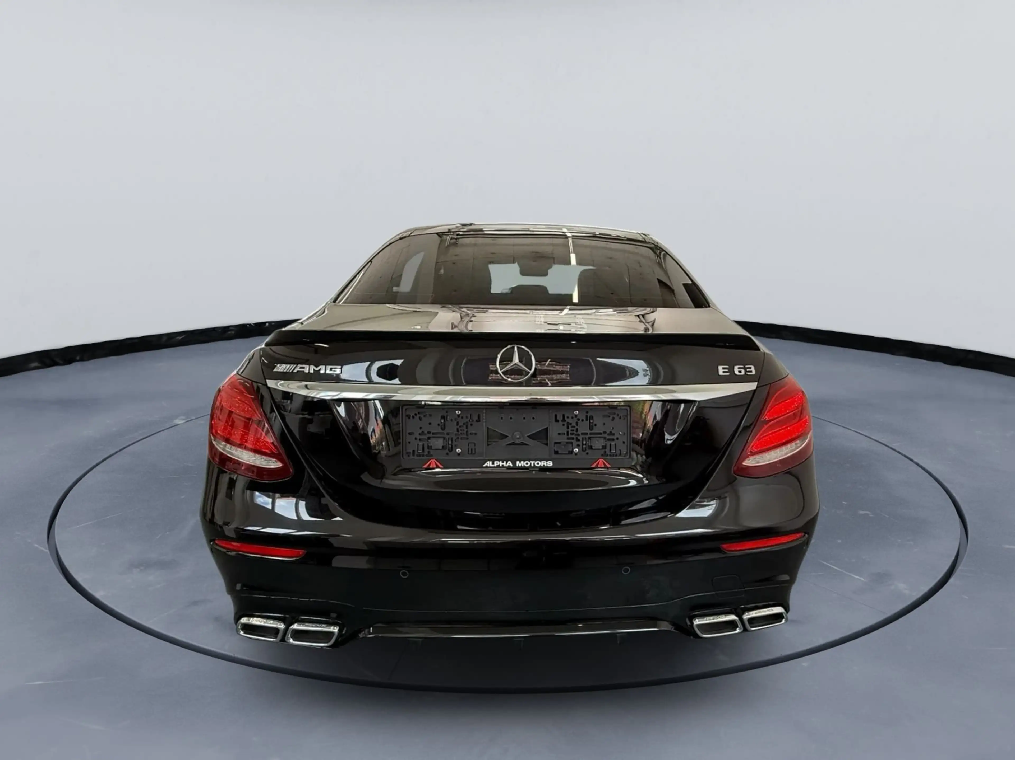 Mercedes-Benz E 63 AMG E 63 AMG 4MATIC+ Aut. — photo 8