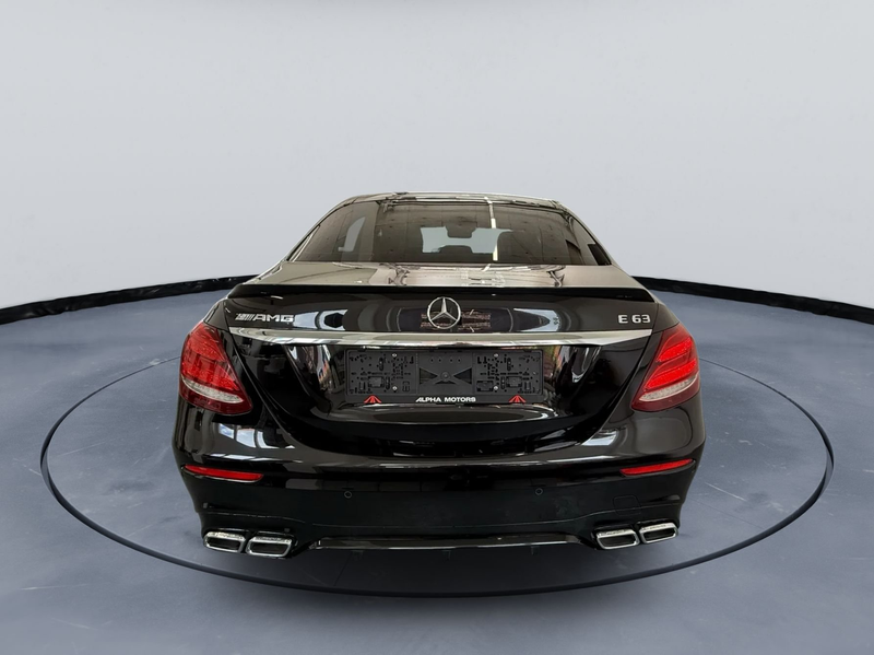 Mercedes-Benz E 63 AMG E 63 AMG 4MATIC+ Aut. — photo 8