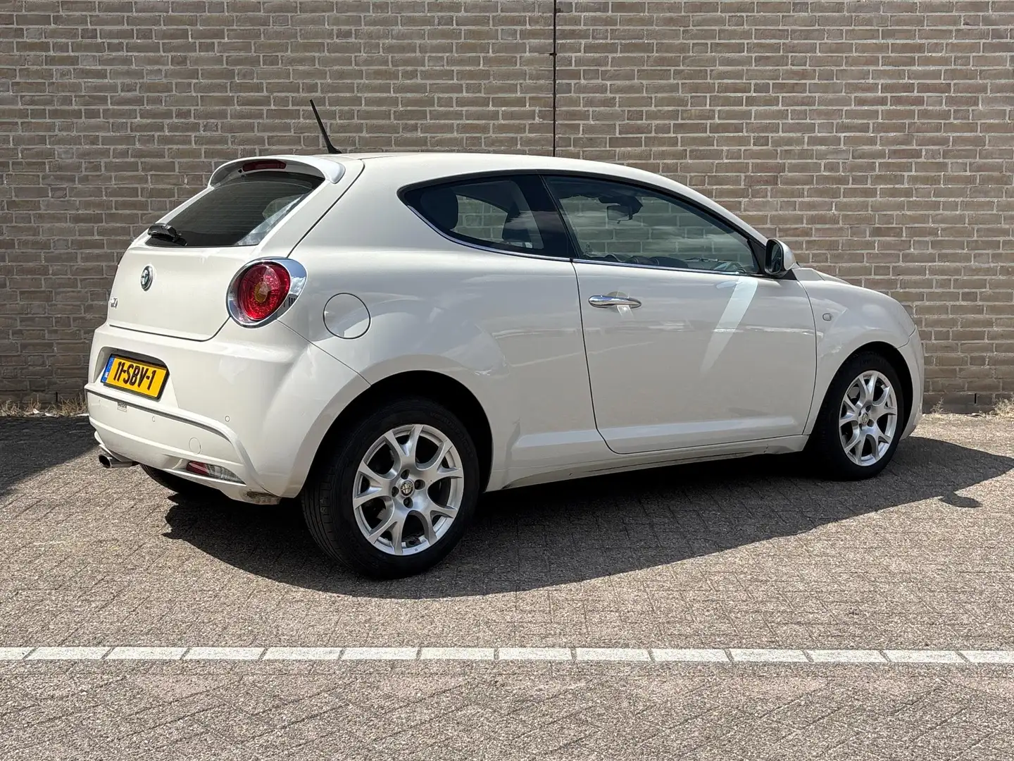 Alfa Romeo MiTo 1.3 JTDm ECO Essential | Climate | Cruise | PDC | Wit - 2