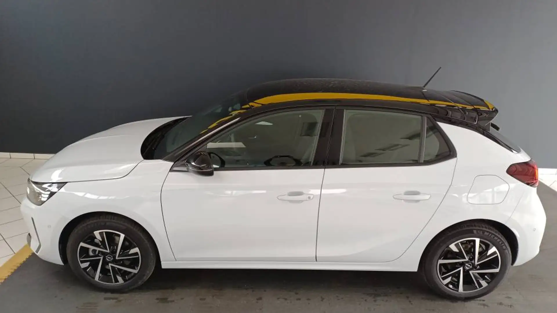 Opel Corsa CORSA F GS-Line 1,2 100PS 8G Automatik Weiß - 2