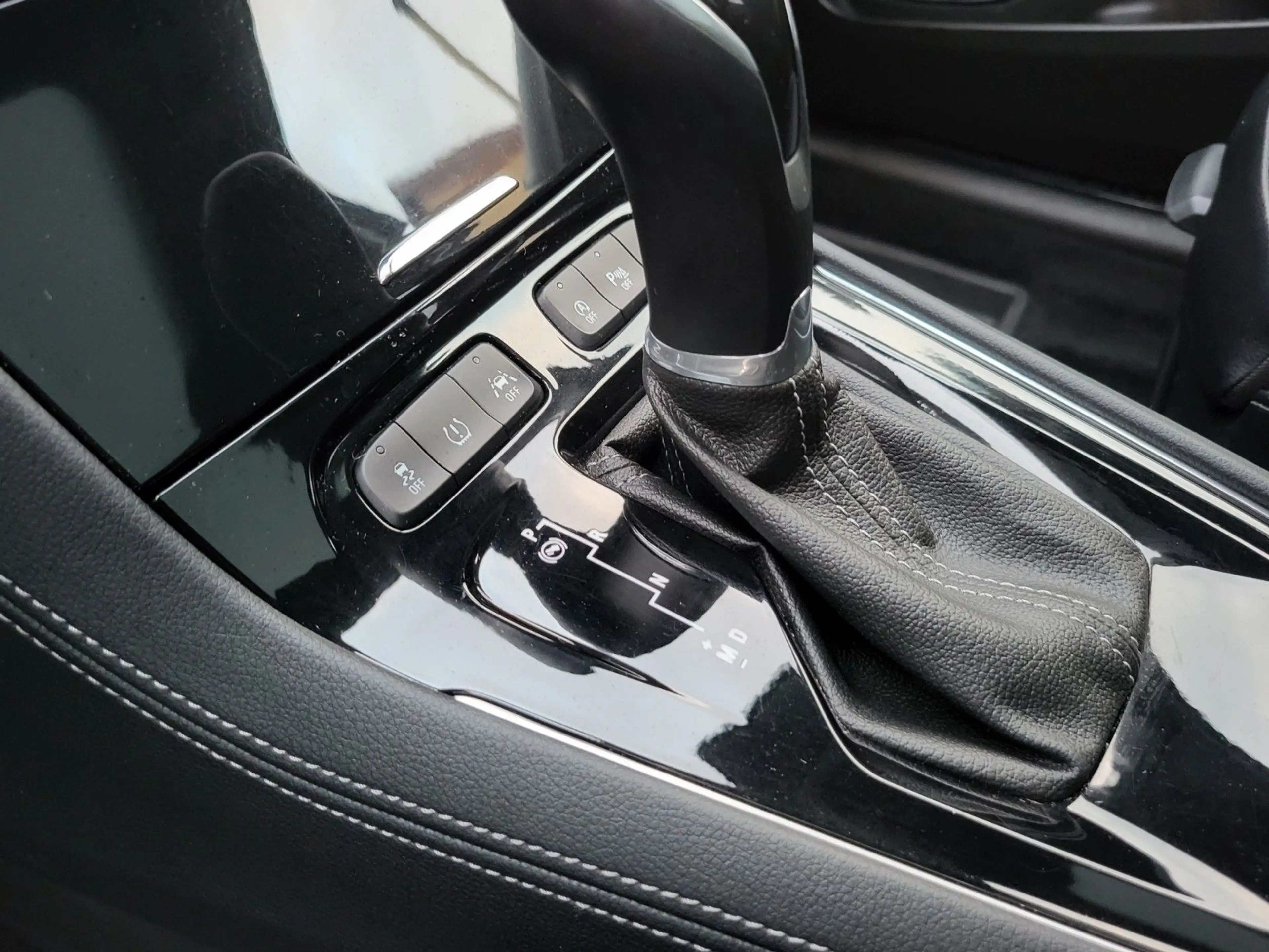 Opel Grandland X 1.6T ULTIMATE- AUTOM.- LEDER - AHK — photo 15
