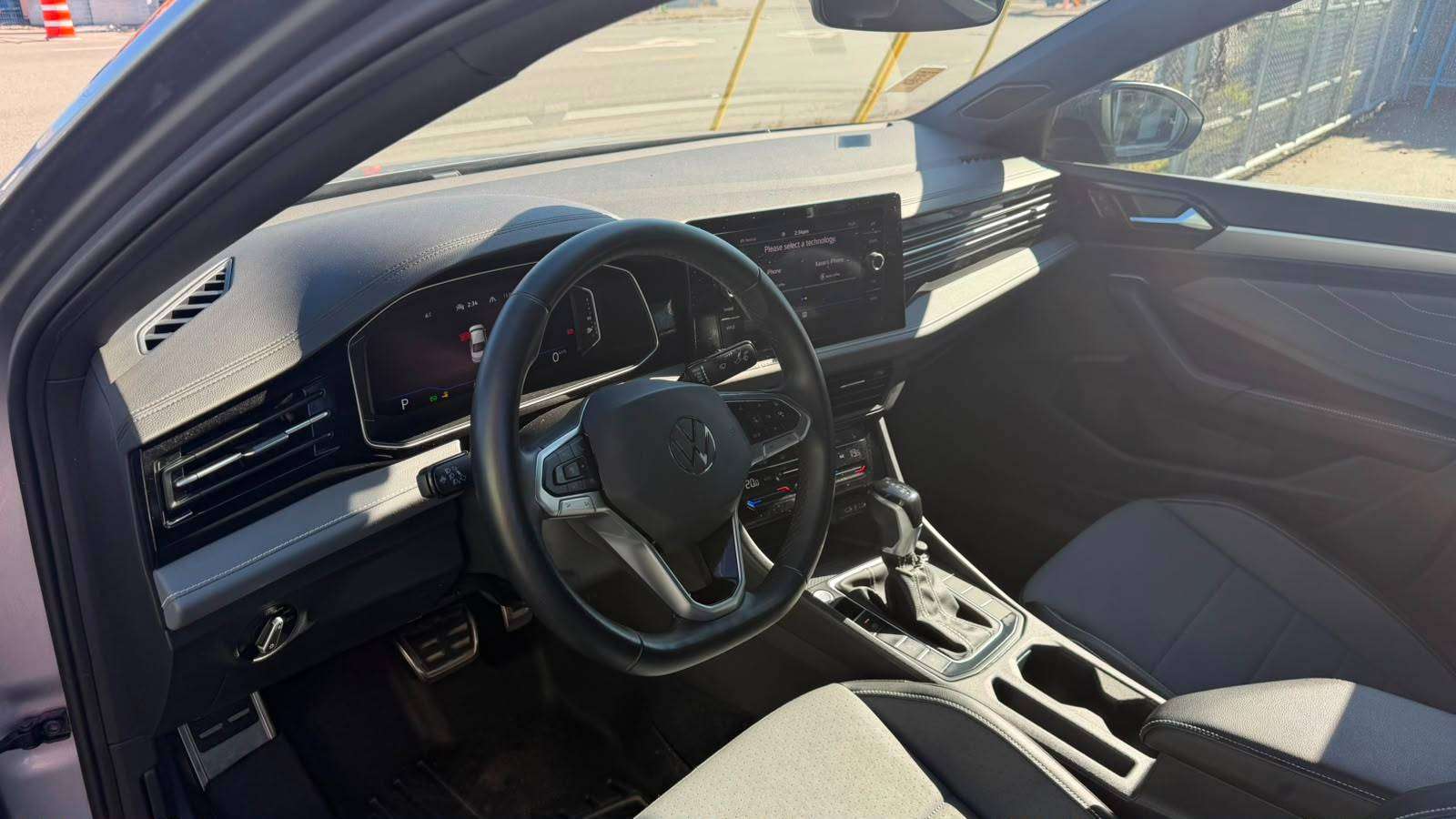 2025 VOLKSWAGEN Jetta — view 16