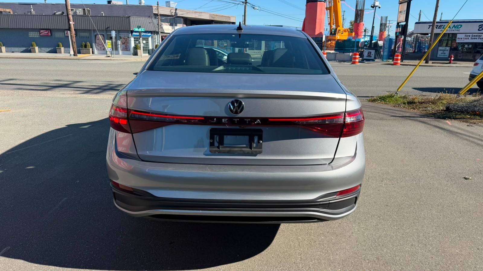 2025 VOLKSWAGEN Jetta — view 12