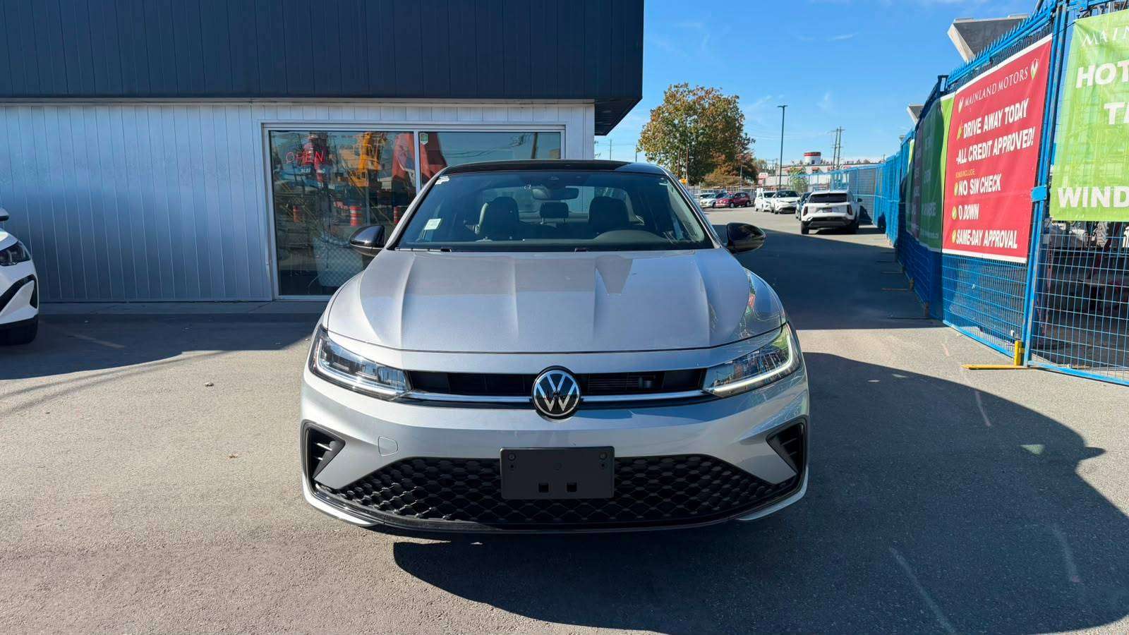 2025 VOLKSWAGEN Jetta — view 8
