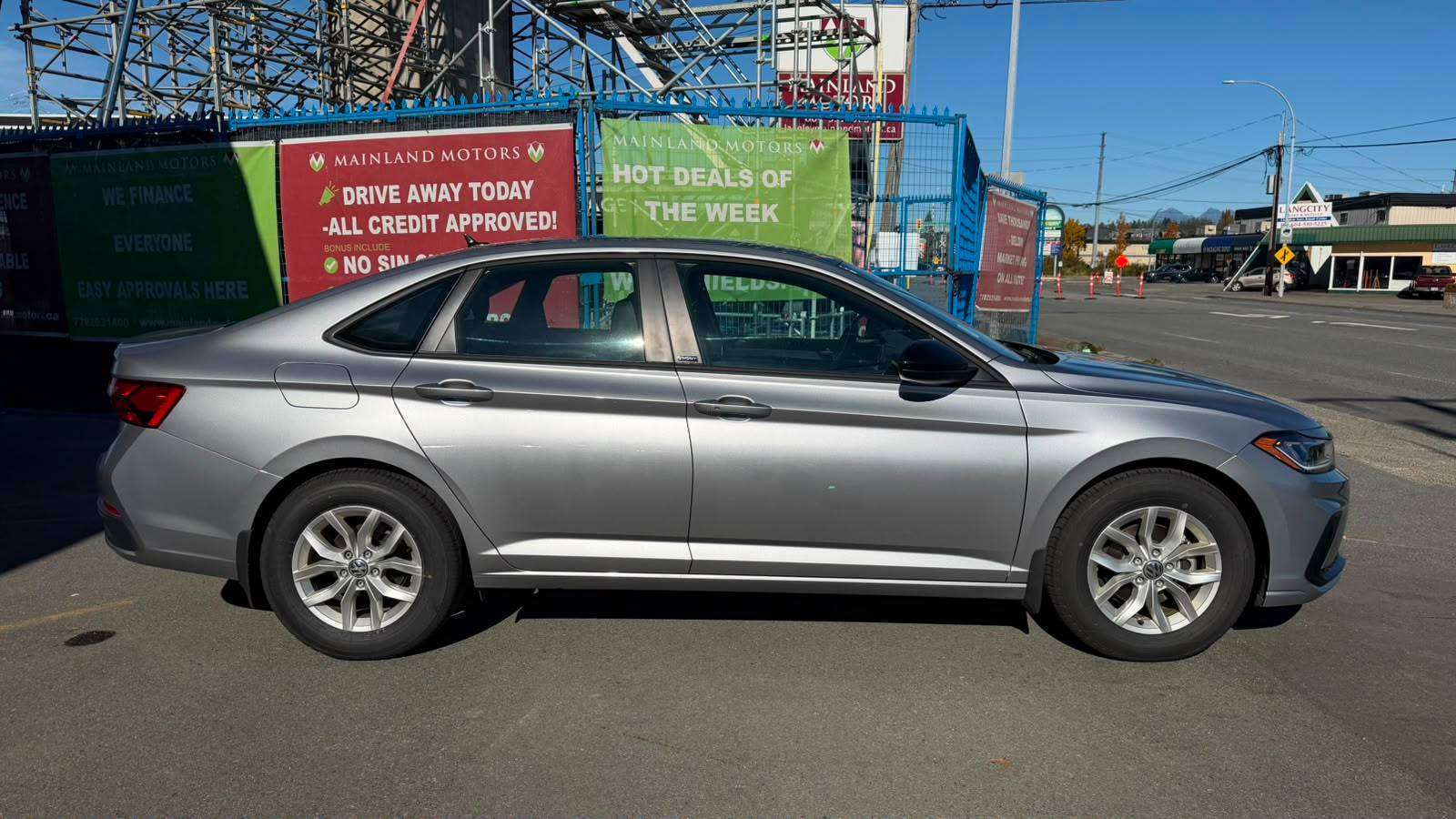 2025 VOLKSWAGEN Jetta — view 10