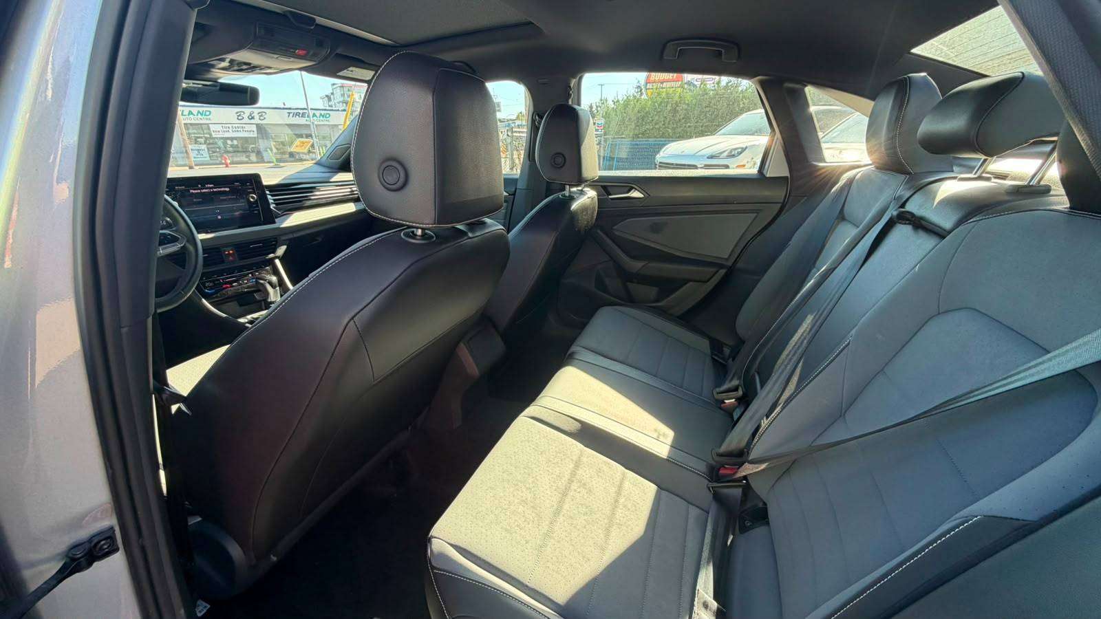 2025 VOLKSWAGEN Jetta — view 22