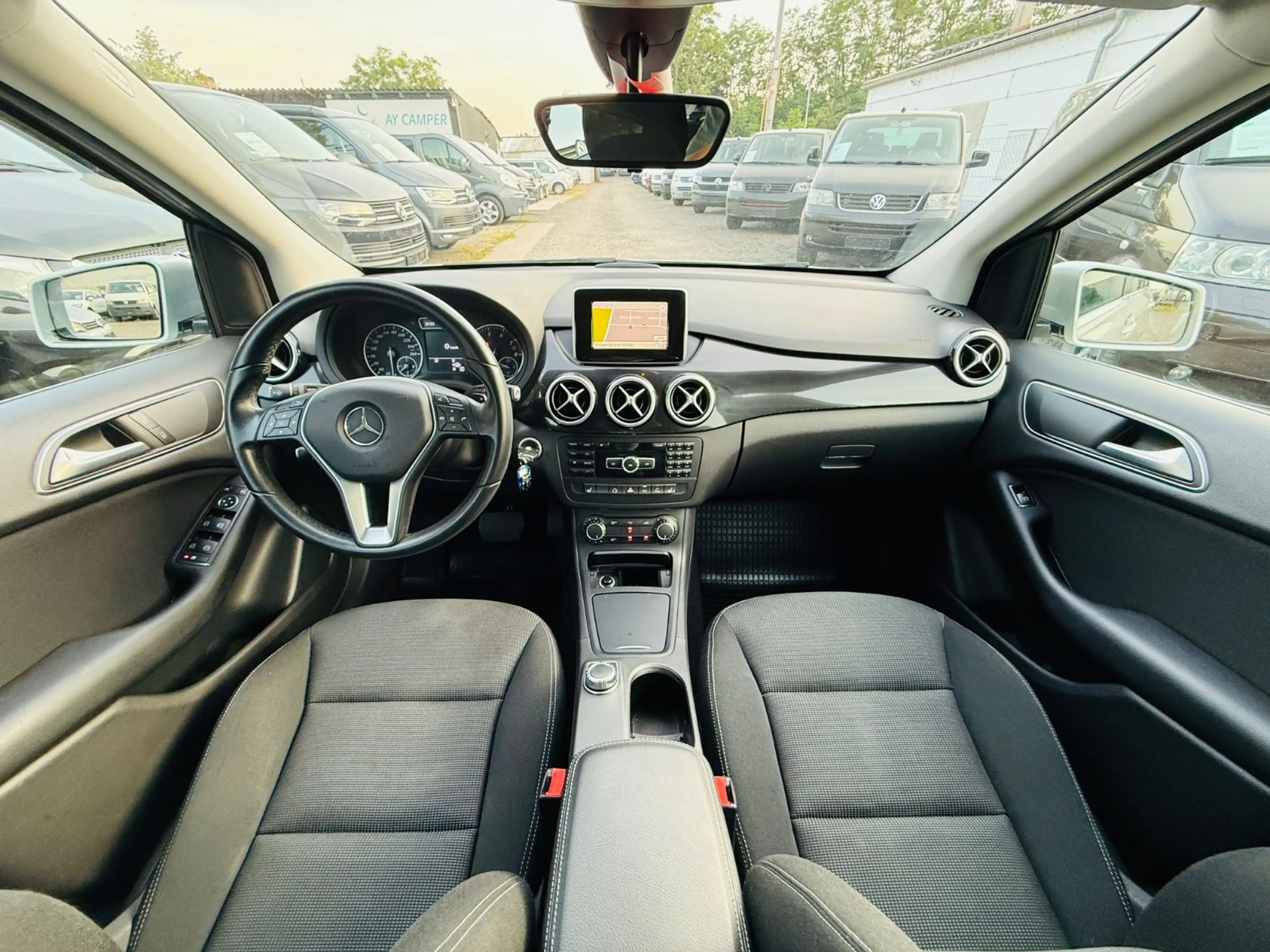 Mercedes-Benz B 180 Automatik/Navi/SHZ/LM — photo 12