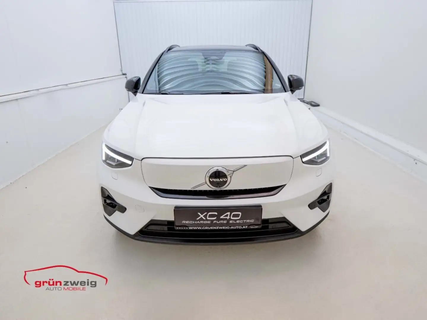 Volvo EX40 Ultra, Twin Motor, Vollelektrischer Weiß - 2