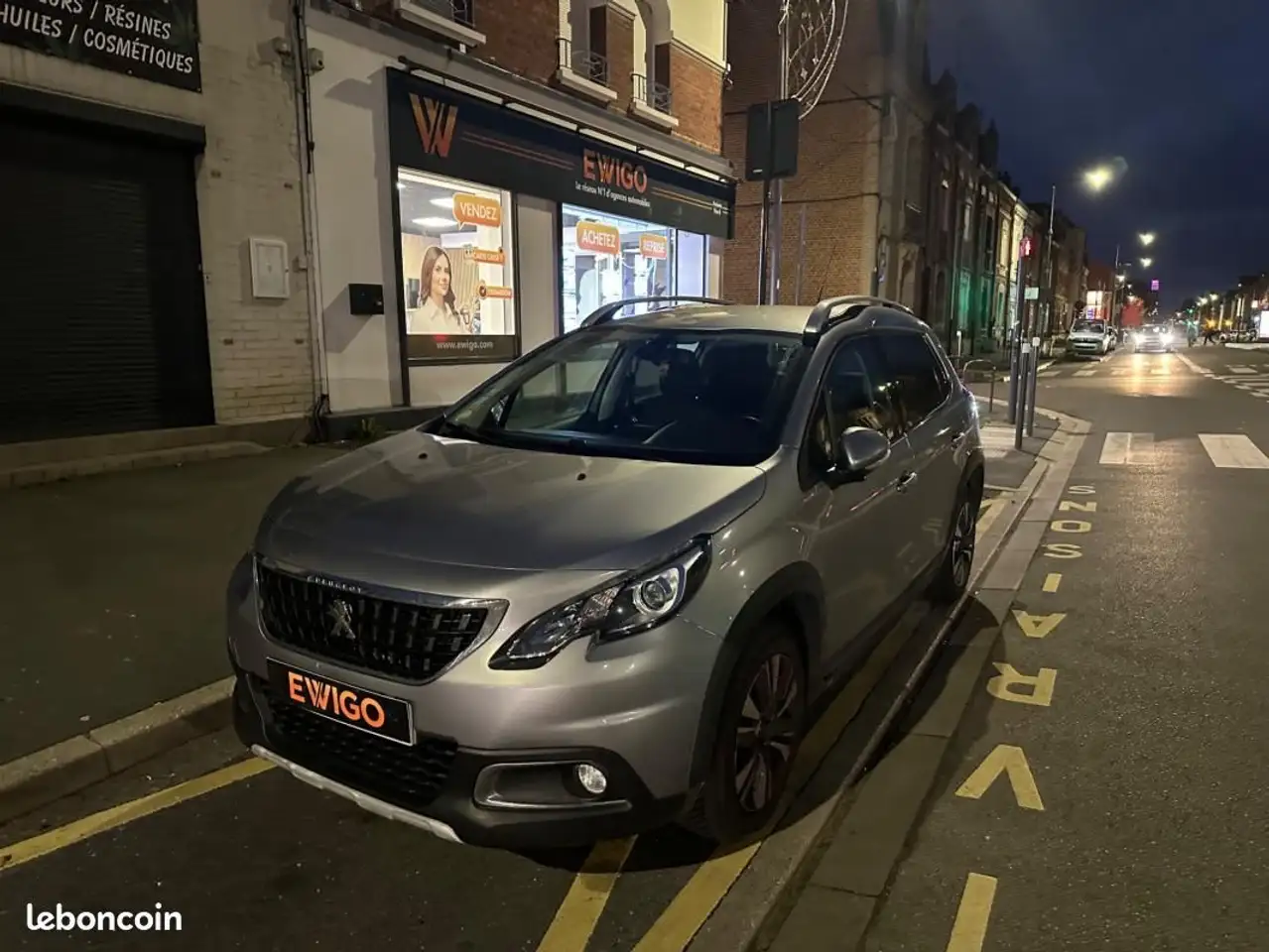 Peugeot 2008 GENERATION-I 1.5 BLUEHDI 120 ALLURE BVA 