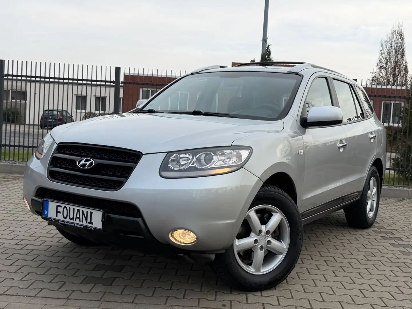 Hyundai SANTA FE 2.7 GLS*7-SITZER* Silber - 1