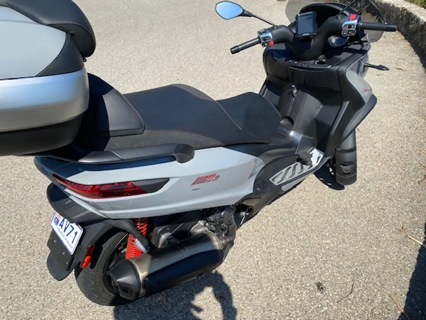 Piaggio MP3 500 piaggio MP3 LT. HPE 500 sport - 1