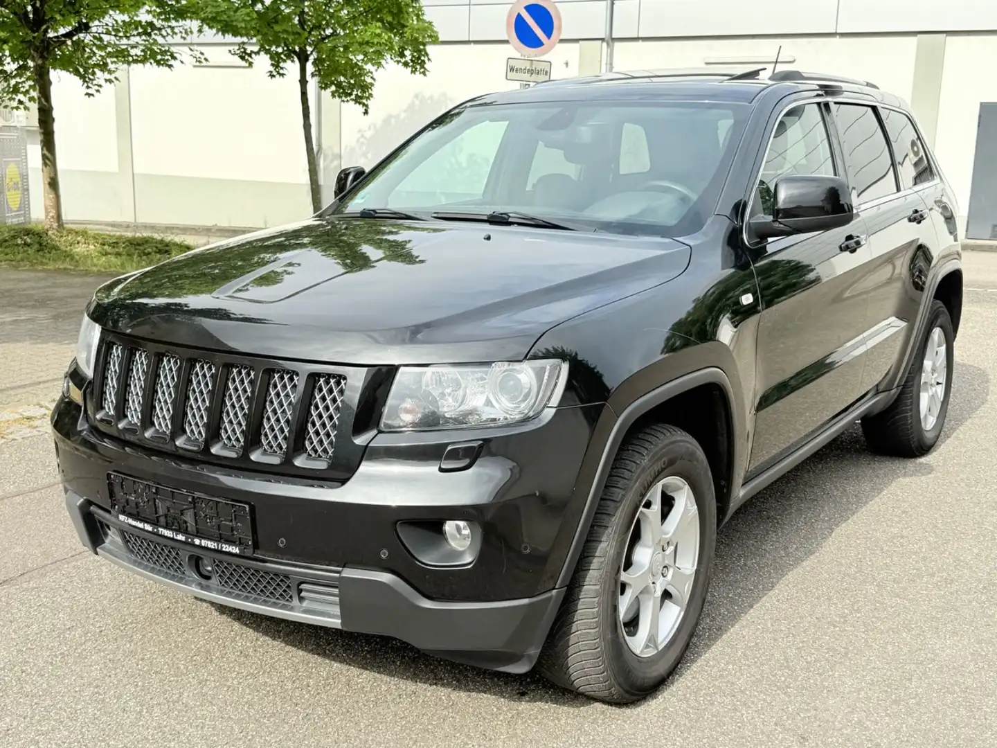Jeep Grand Cherokee 3.0 S-Limited TÜV NEU/PANO/AHK/X. Czarny - 1