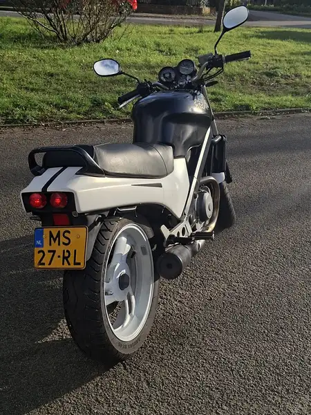 Honda NTV 650 - foto 3