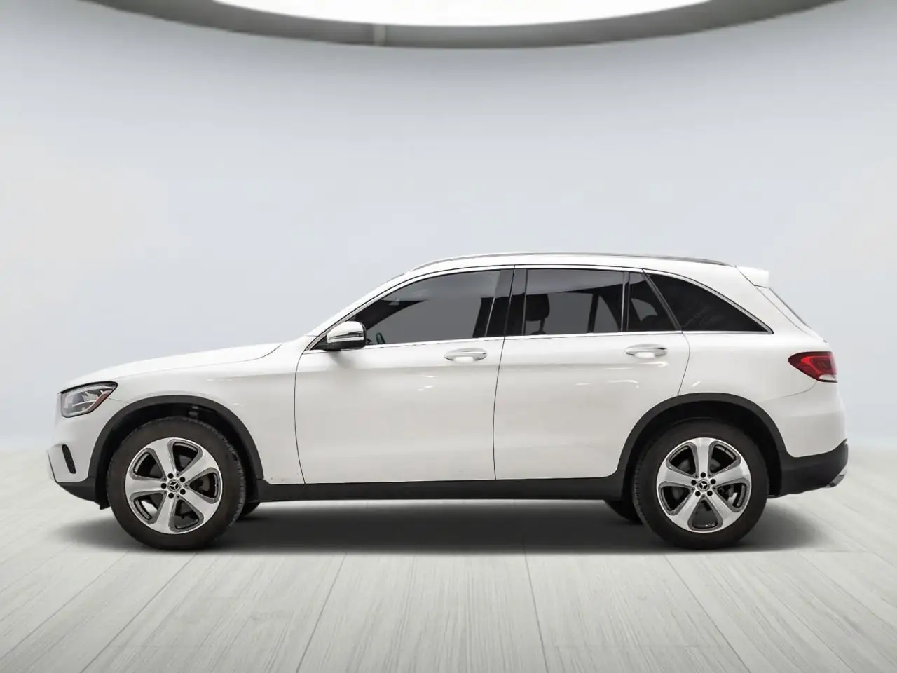 Mercedes-Benz GLC снимка Mercedes-Benz GLC