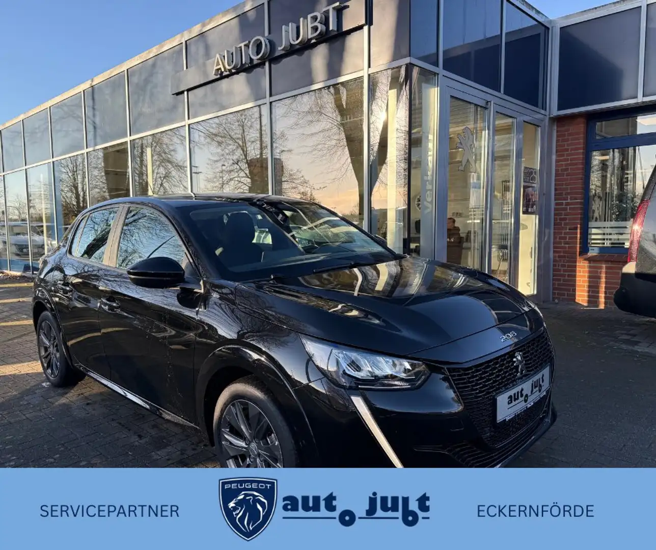 Peugeot 208 e- Active Pack Schwarz - 1