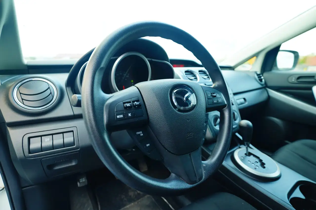 Mazda CX-7 снимка Mazda CX-7