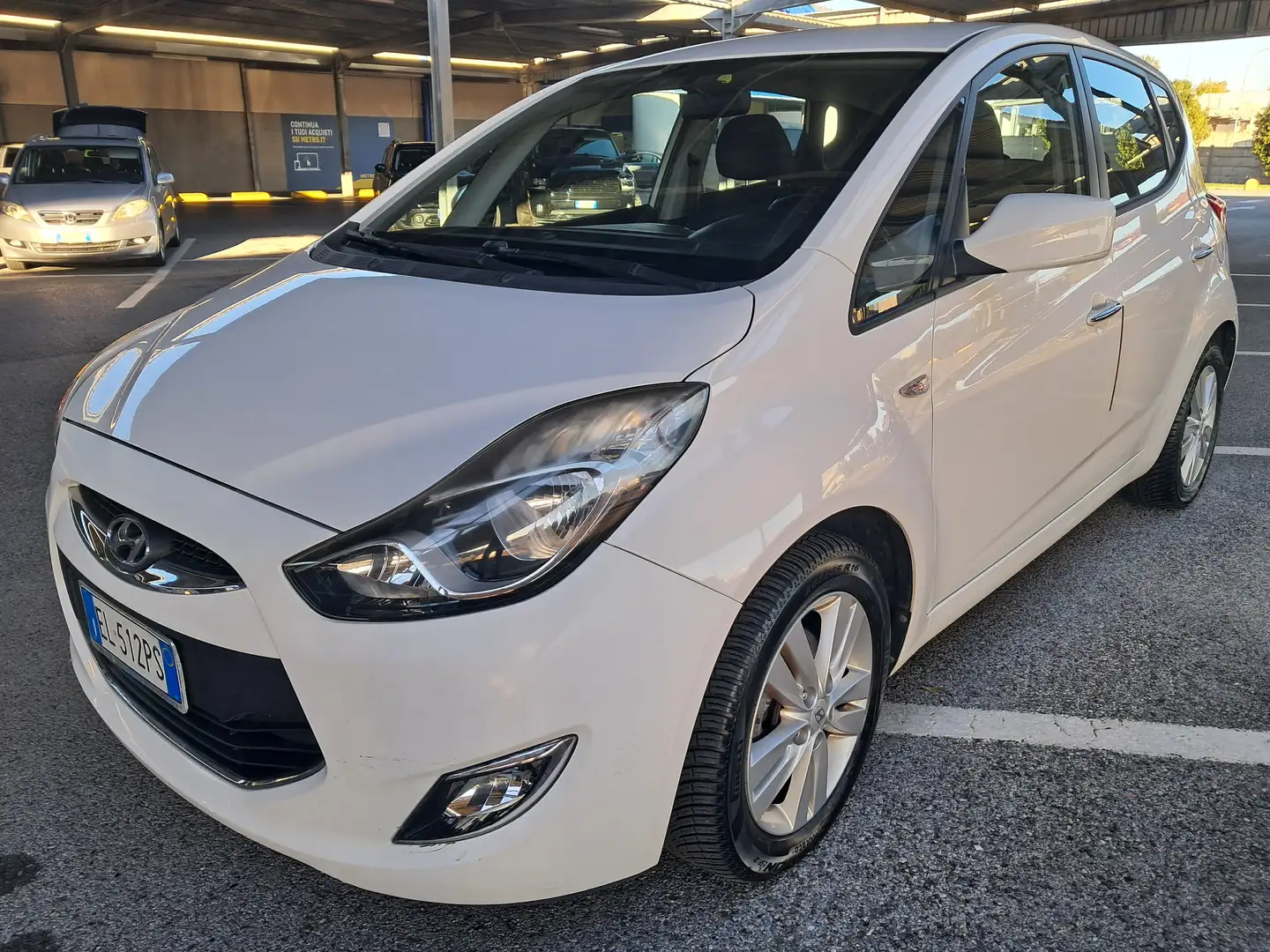 Hyundai iX20 ix20 1.6 crdi Comfort Bianco - 1