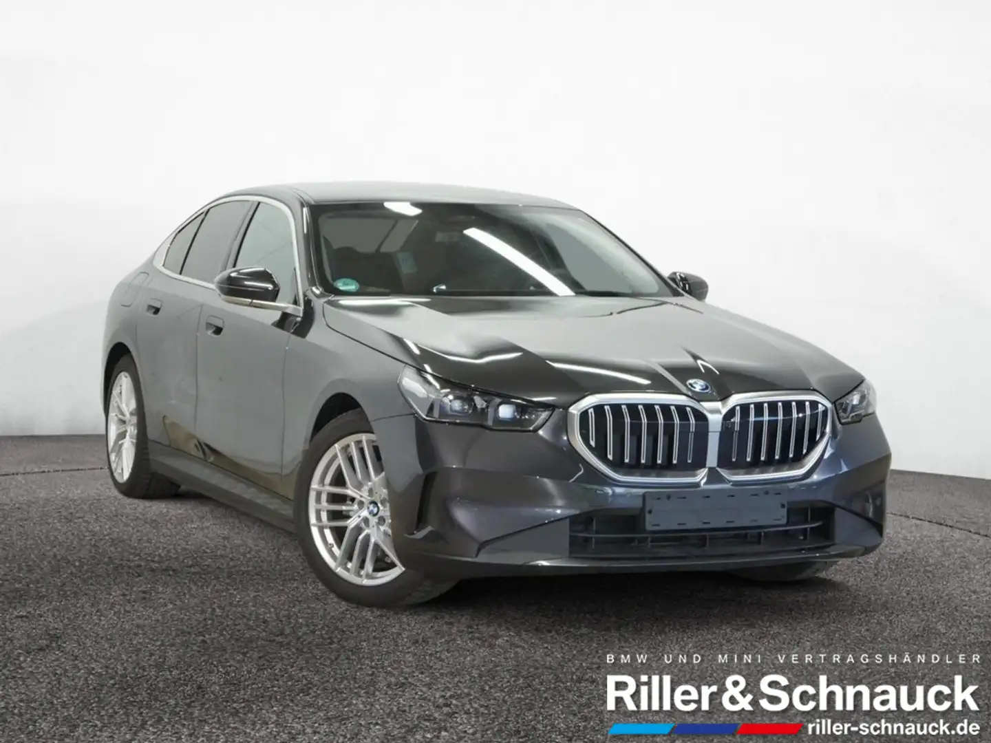 BMW 530 e SITZBELÜFTUNG+HUD+ACC+360°KAM siva - 2