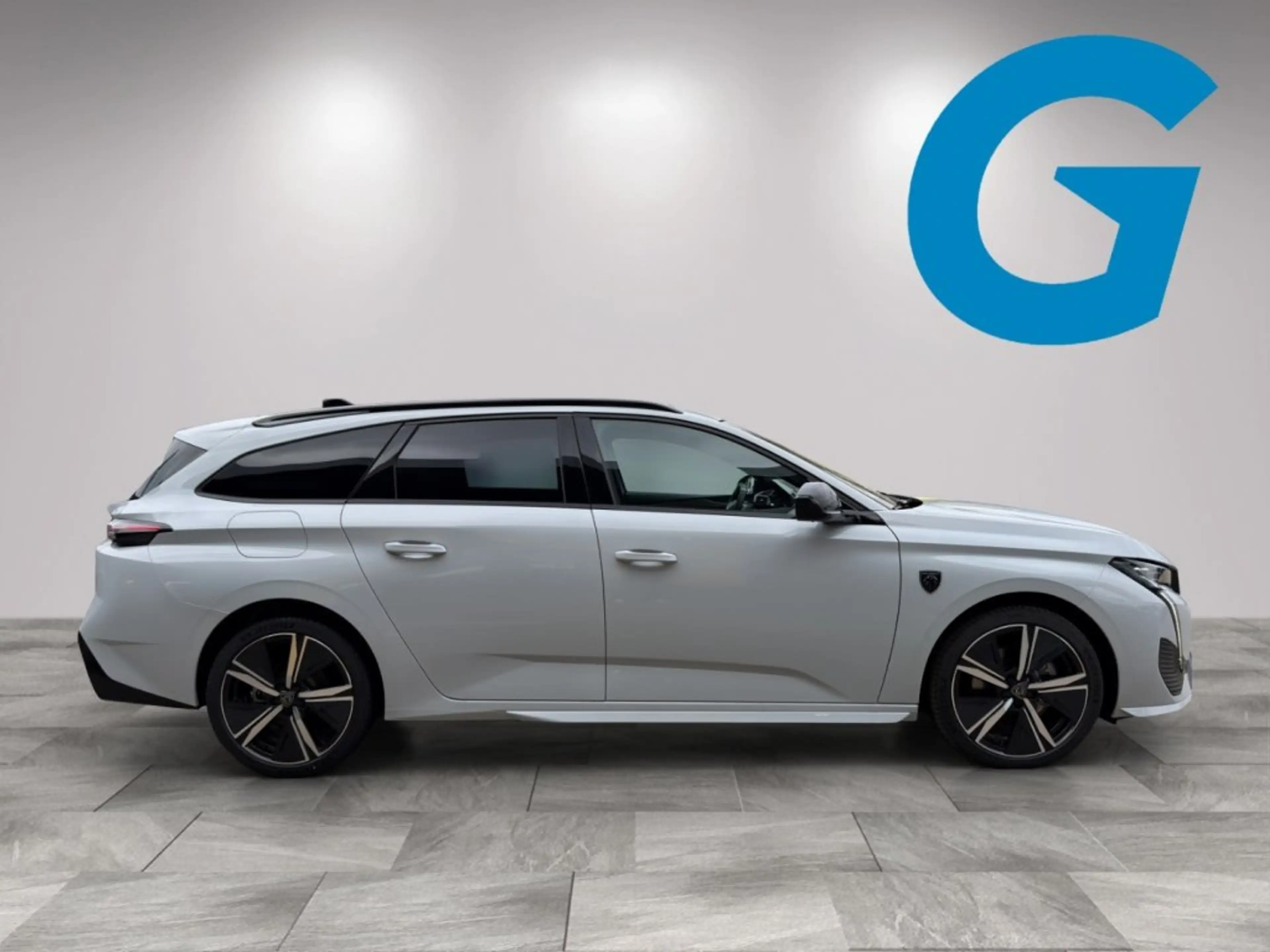 Peugeot 308 SW GT BHDi 130 EAT8 — photo 18