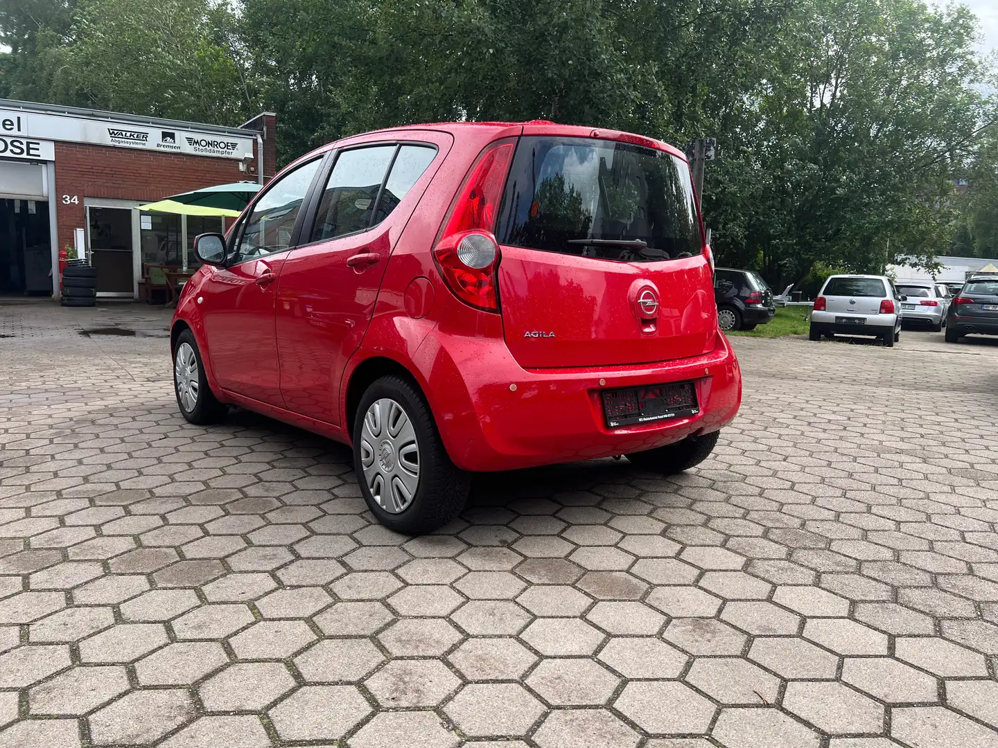 Opel Agila 1.0 Edition Rojo - 2