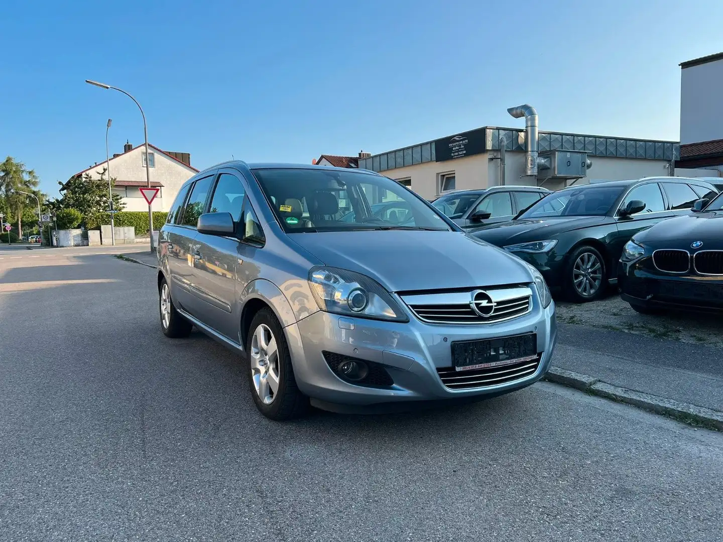 Opel Zafira B  "110 Jahre" 1.7 CDTI Xenon PDC 7 Sitze Silber - 1