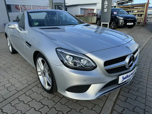 Mercedes-Benz SLC 180 Airscarf+Pano+Sportpaket+LED 6 Gang TOP