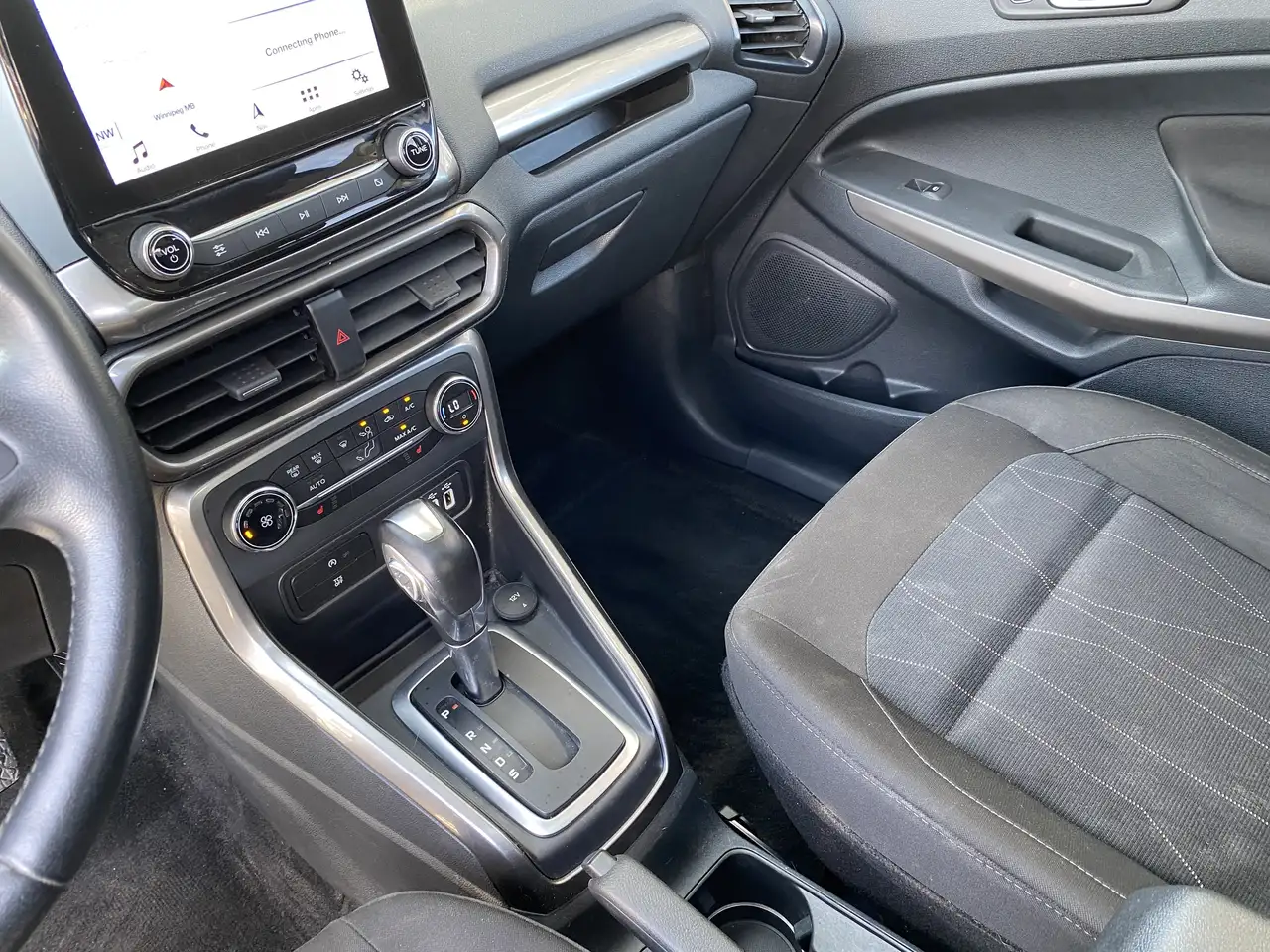 Ford EcoSport снимка Ford EcoSport