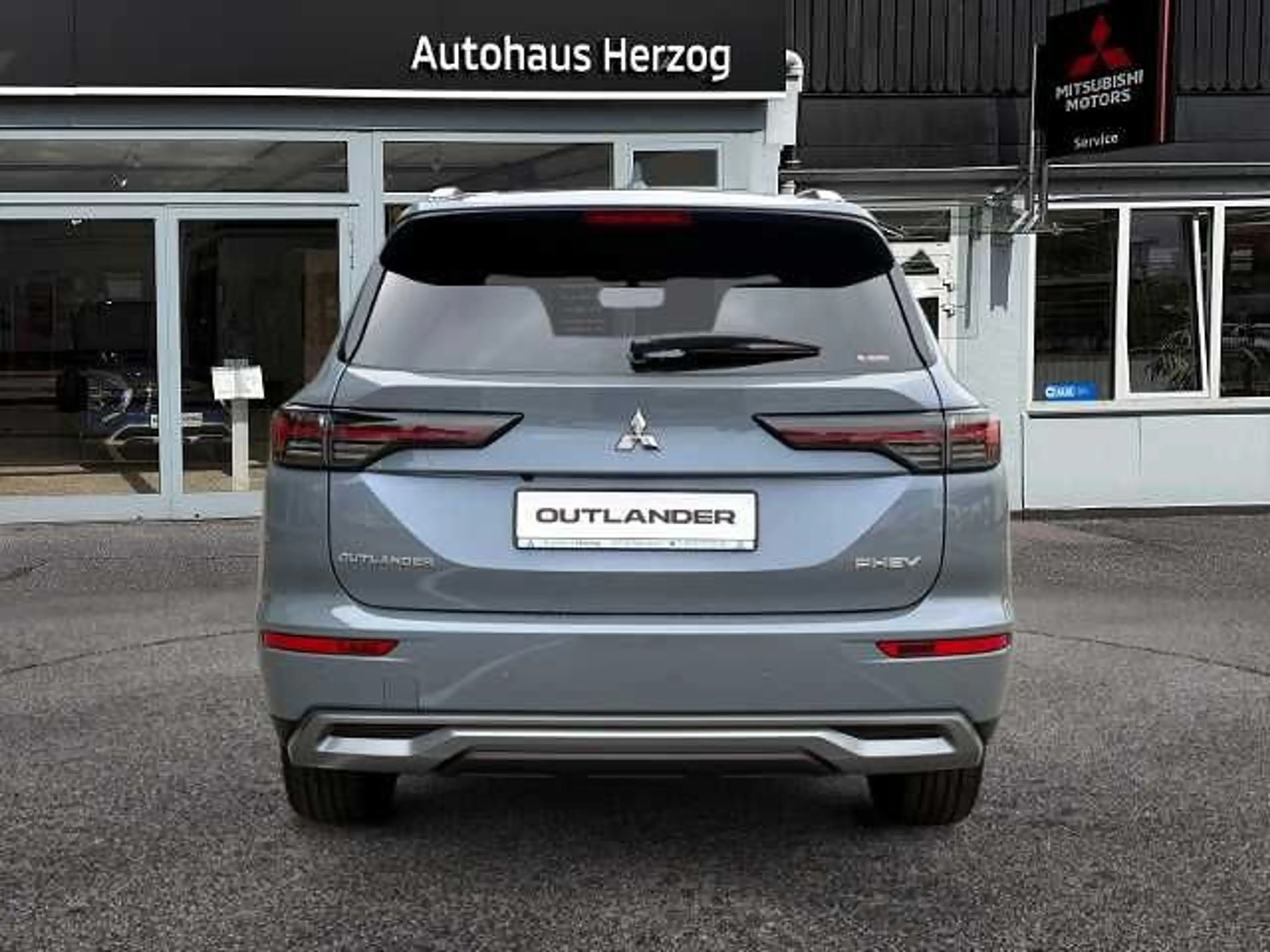 Mitsubishi Outlander 2.4L PHEV Select ´´360° + SHZ´´ — photo 8