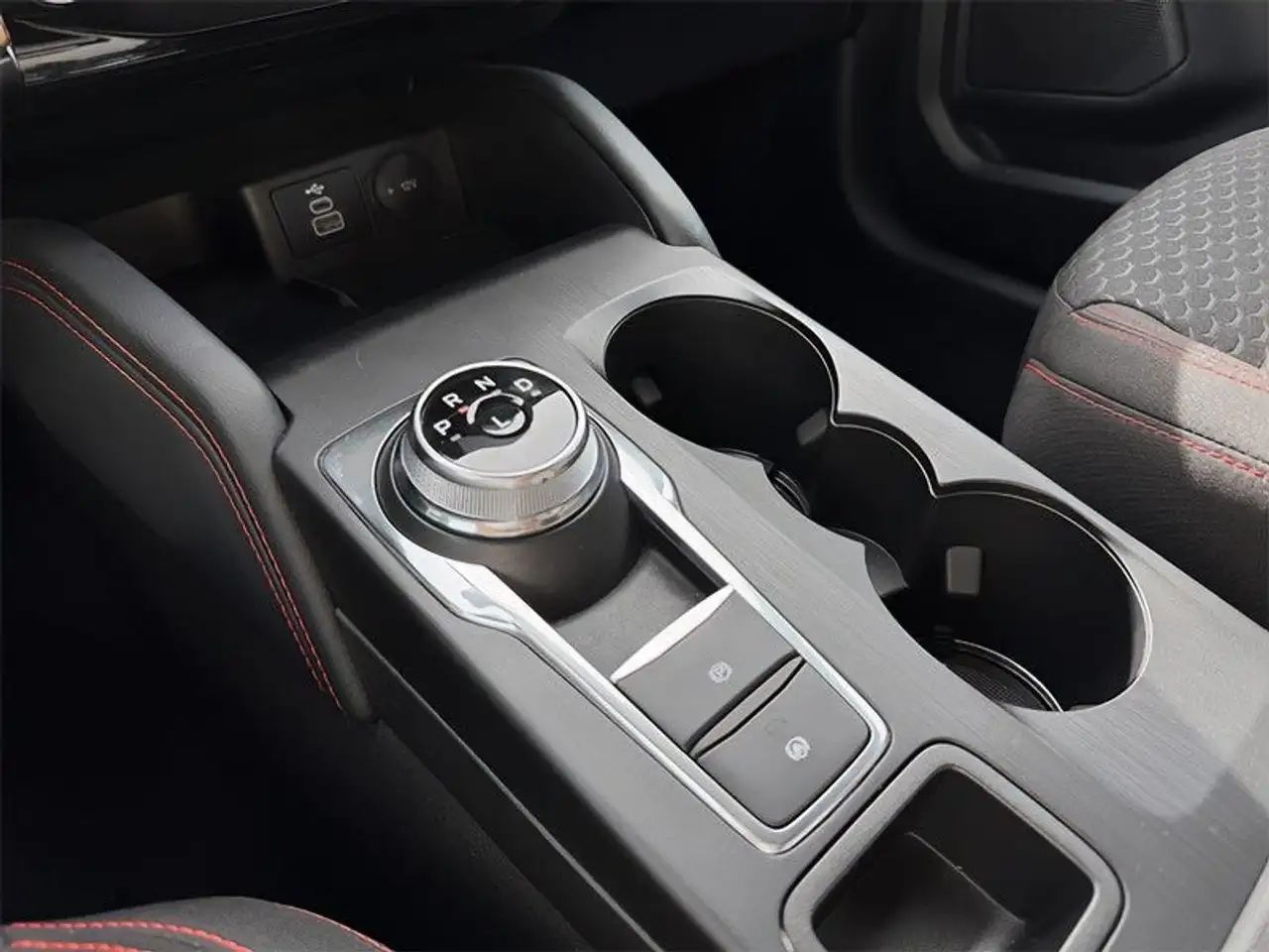 Ford Kuga ST-Line, миниатюра 21