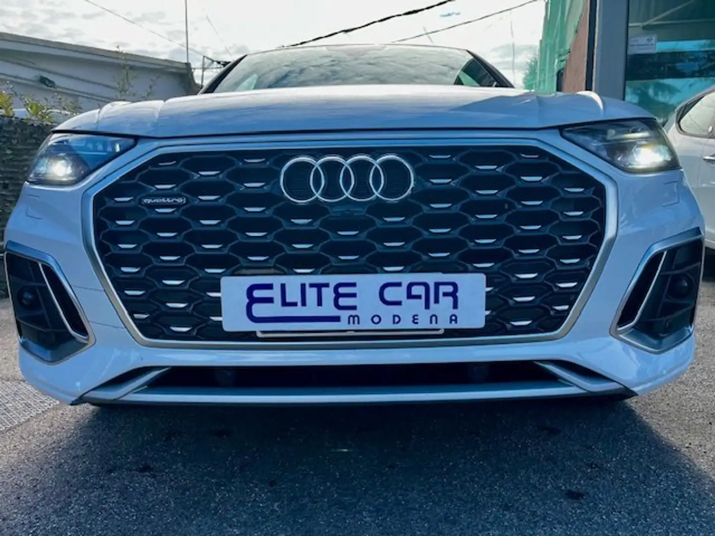 Audi Q5 Sportback 40 2.0 tdi mhev 12V S line quattro s-tro Bianco - 2