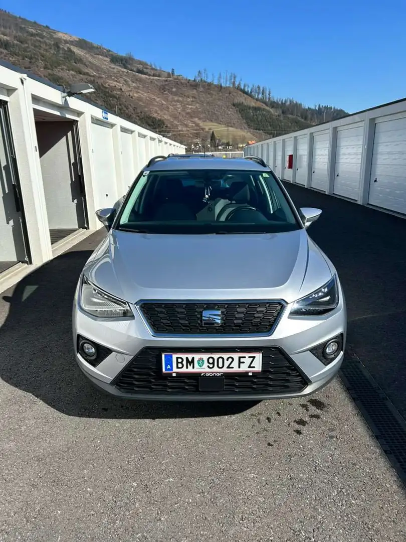 SEAT Arona Arona 1,0 Eco TSI Style Style Silber - 1