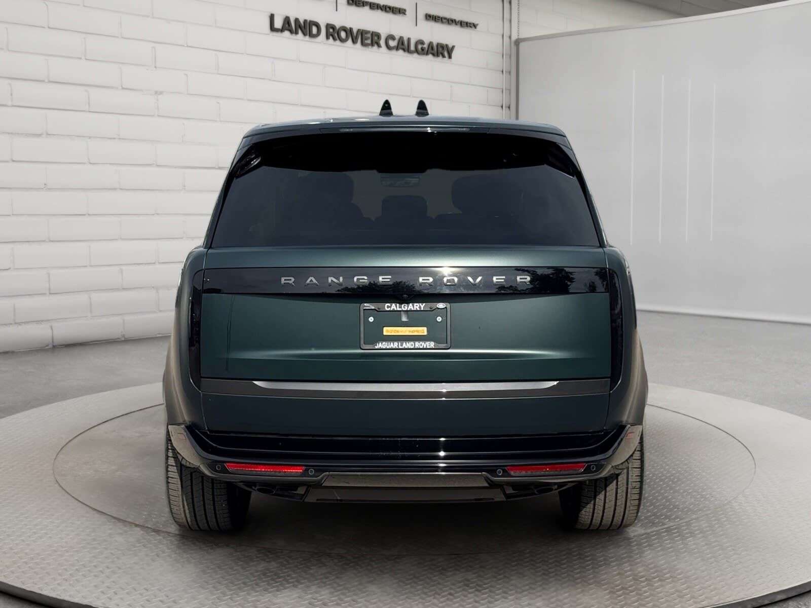 2026 Land Rover Range Rover One Owner | XPel Wrap | Power Deployable Side Step — снимка 1
