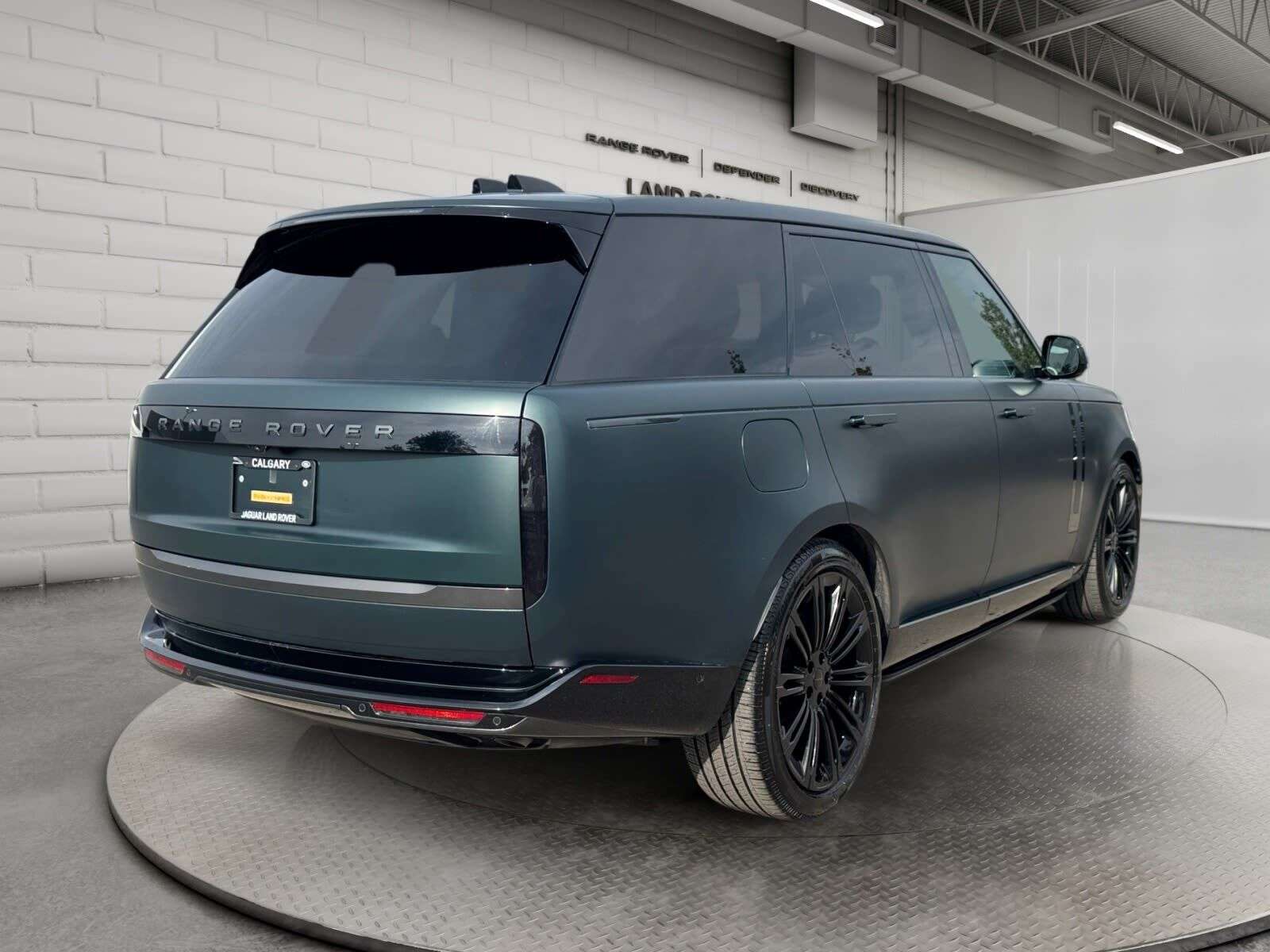 2026 Land Rover Range Rover One Owner | XPel Wrap | Power Deployable Side Step — снимка 1