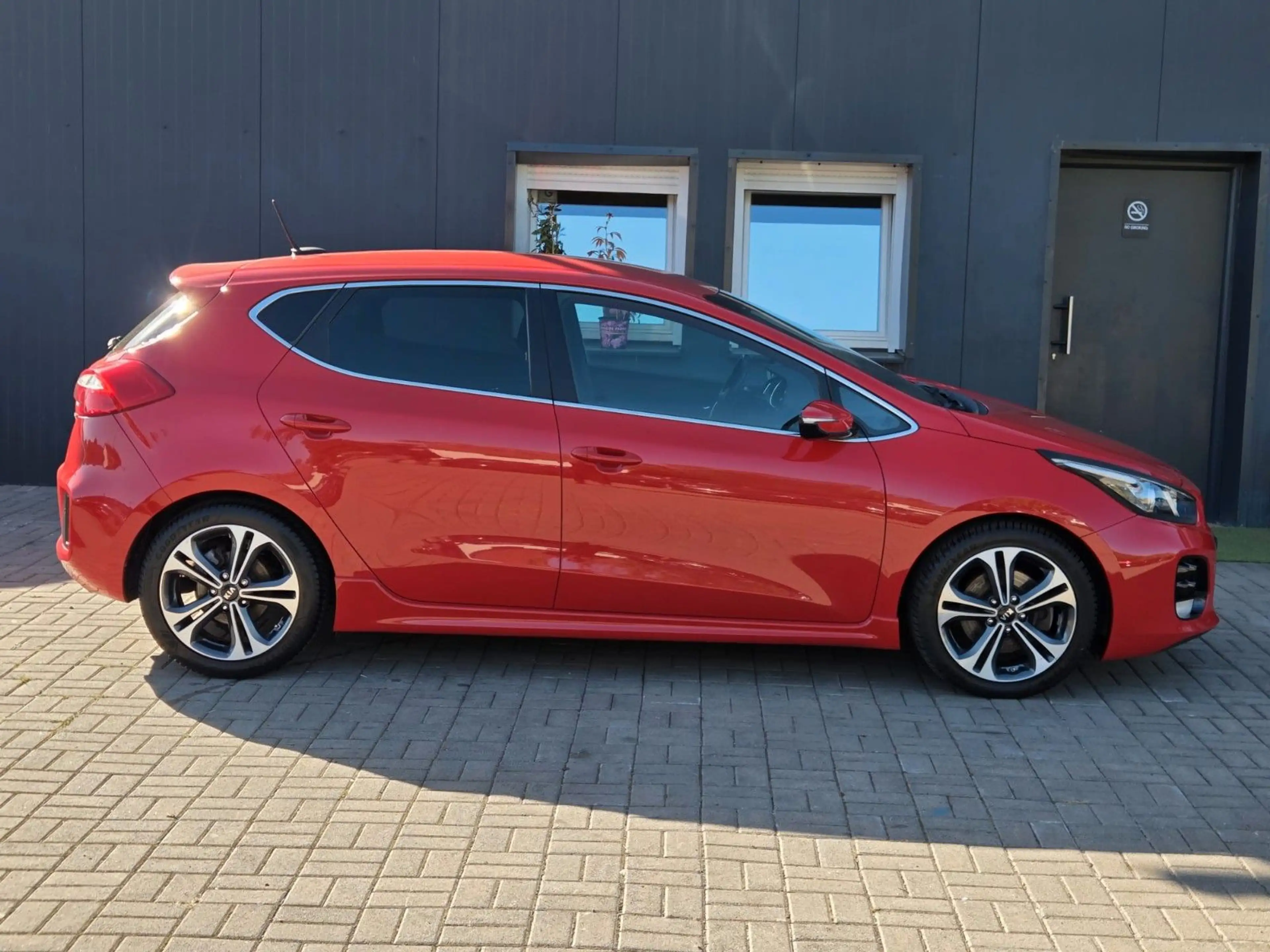 Kia Ceed / cee'd 1.0 GT Line 6 Gang/Navi/Tempomat — photo 5
