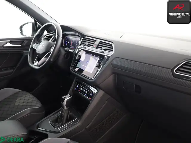 Volkswagen Tiguan view 11